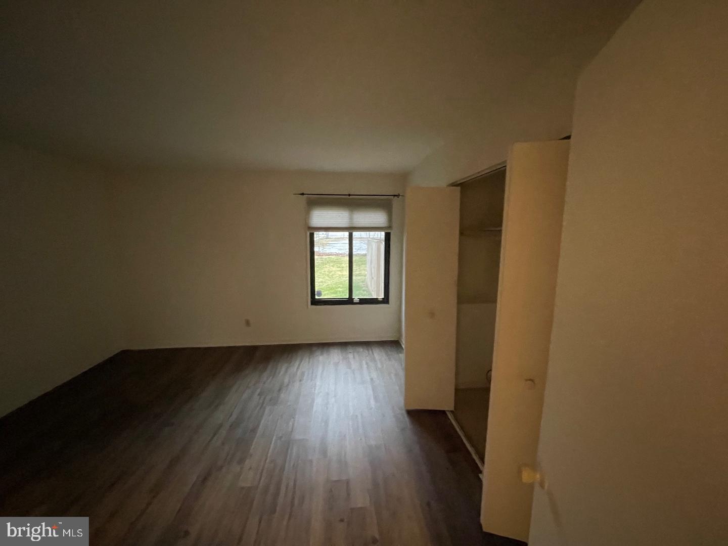 TREETOP CONDO - Residential