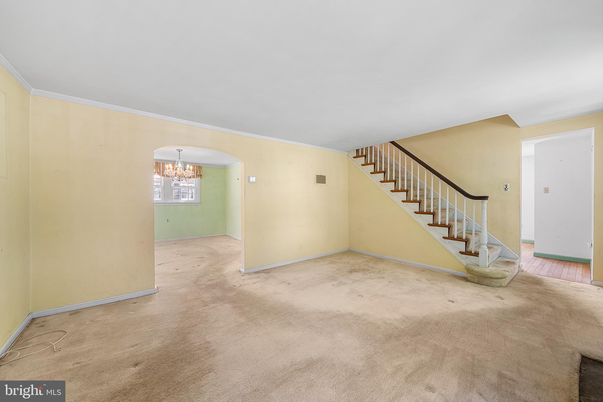 OLD OAKS - Residential