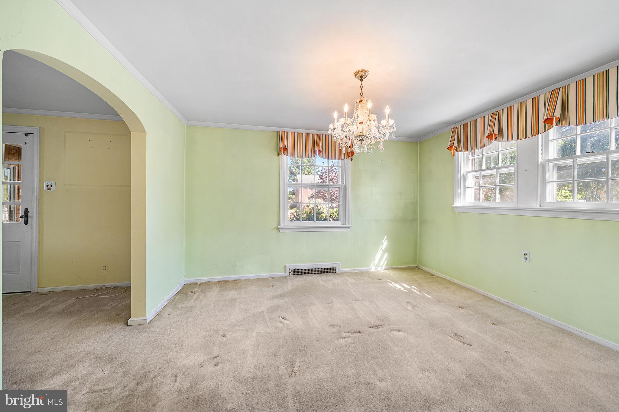 OLD OAKS - Residential