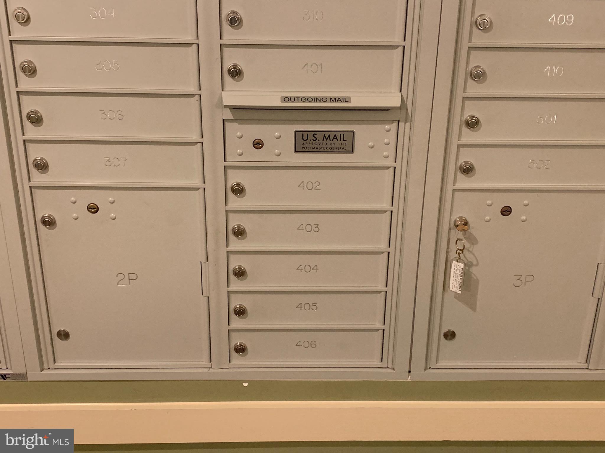 THE ADDISON AT ST PAUL - Residential