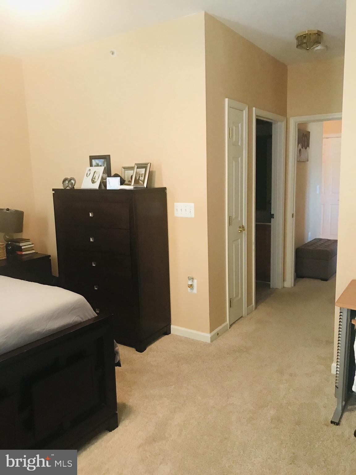 THE ADDISON AT ST PAUL - Residential