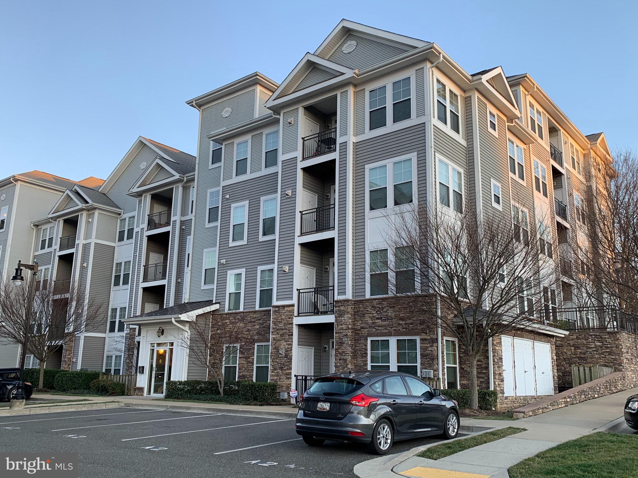 THE ADDISON AT ST PAUL - Residential