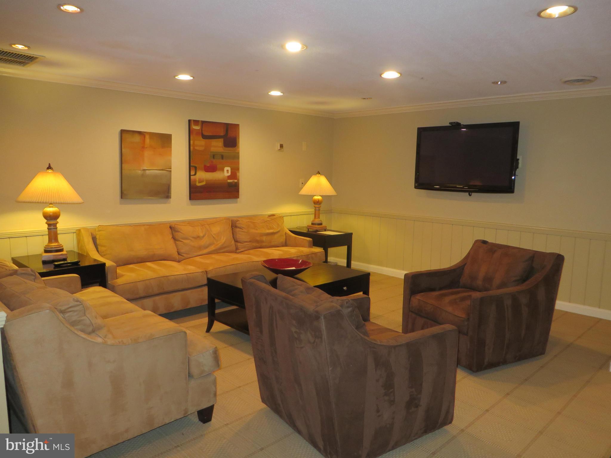 CARDINAL HOUSE - Residential Lease