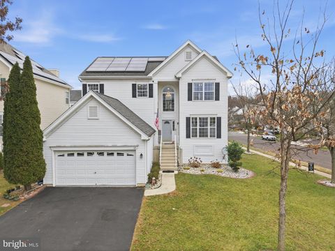 Photo of 43 Allegheny Lane, BORDENTOWN, NJ 08505 (MLS # NJBL2101452)