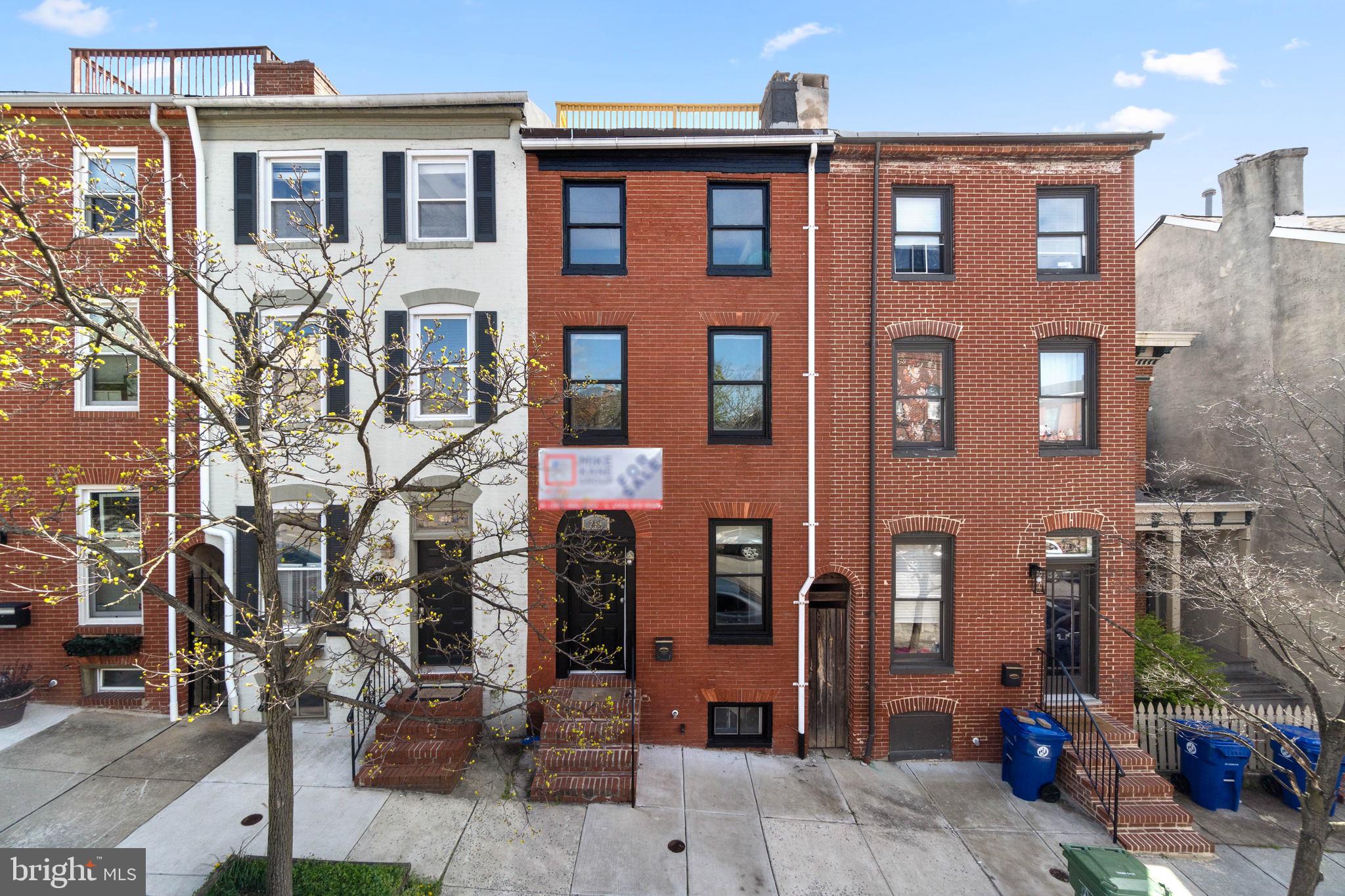 219 S WASHINGTON STREET