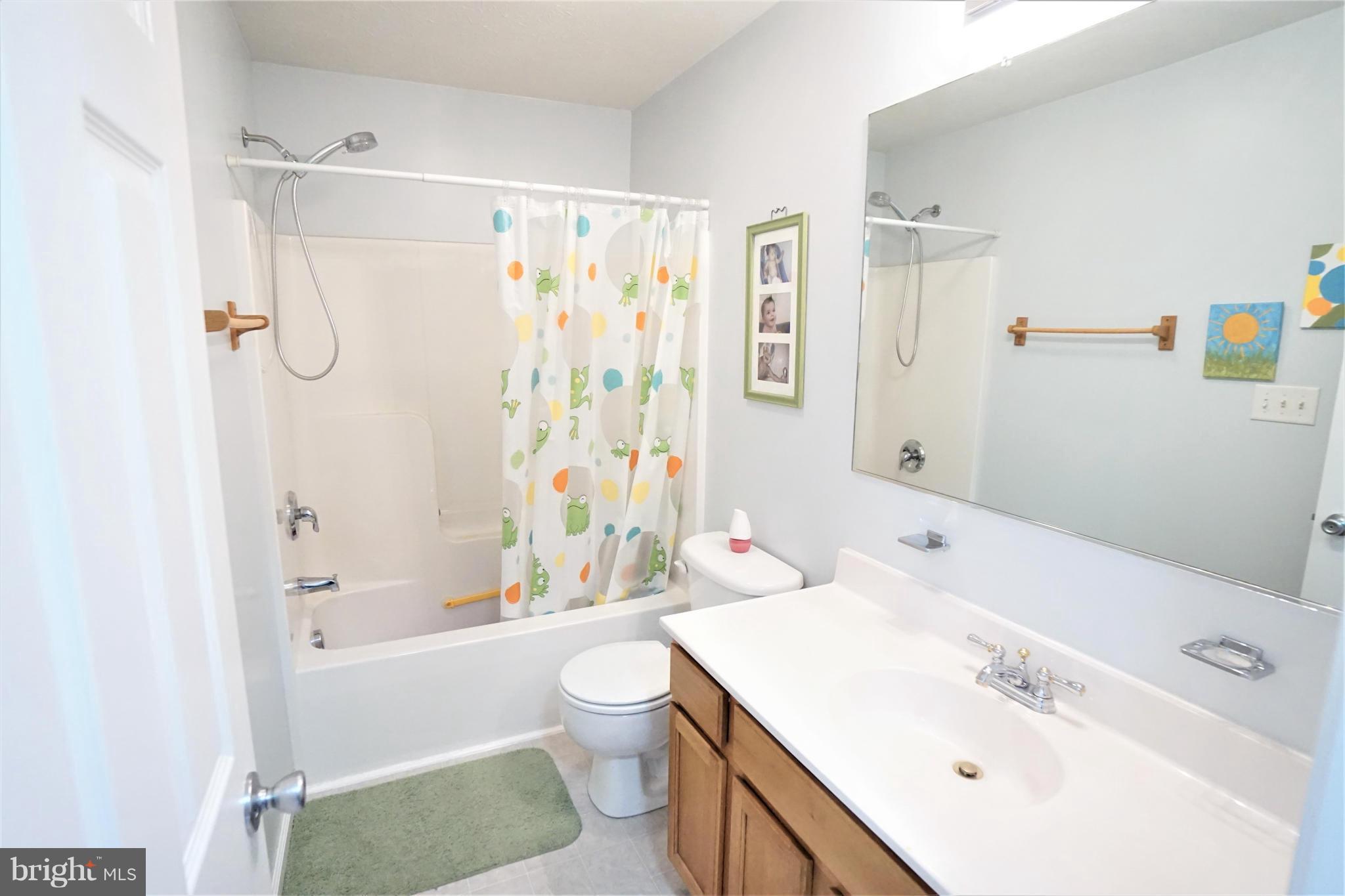 RIDGEFIELD - Residential