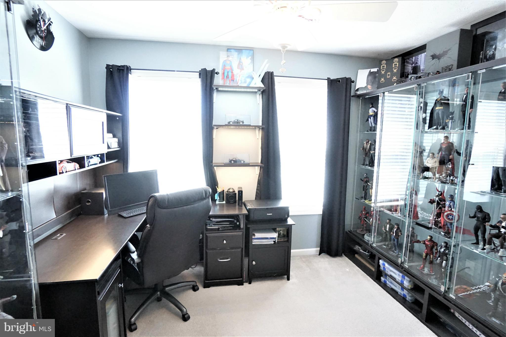 RIDGEFIELD - Residential