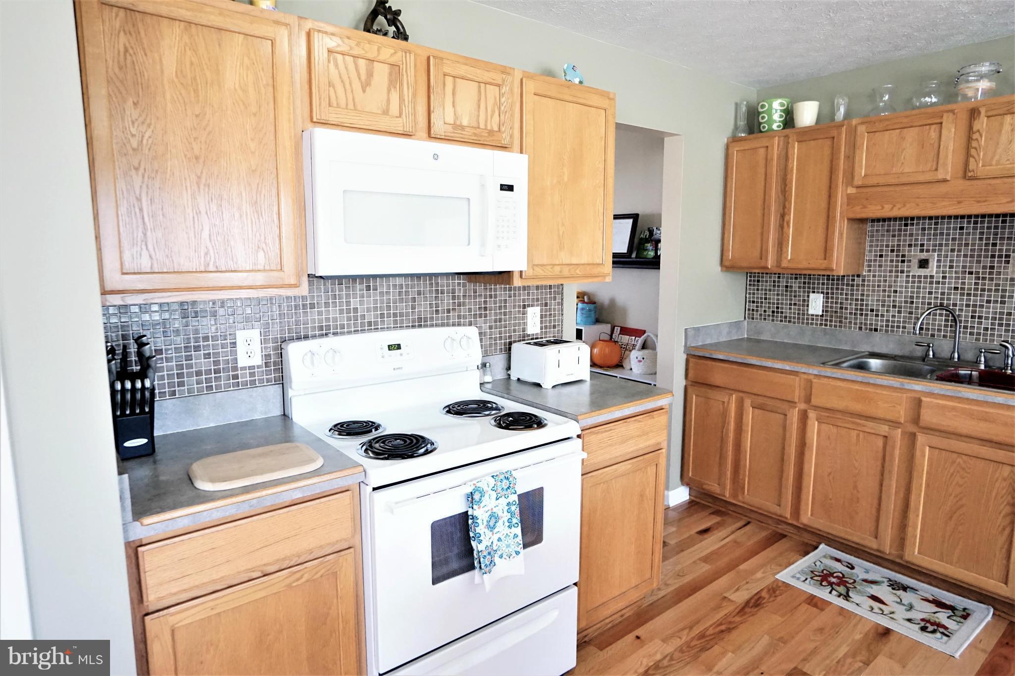 RIDGEFIELD - Residential