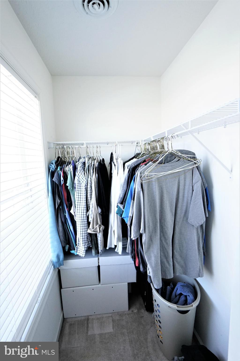 RIDGEFIELD - Residential