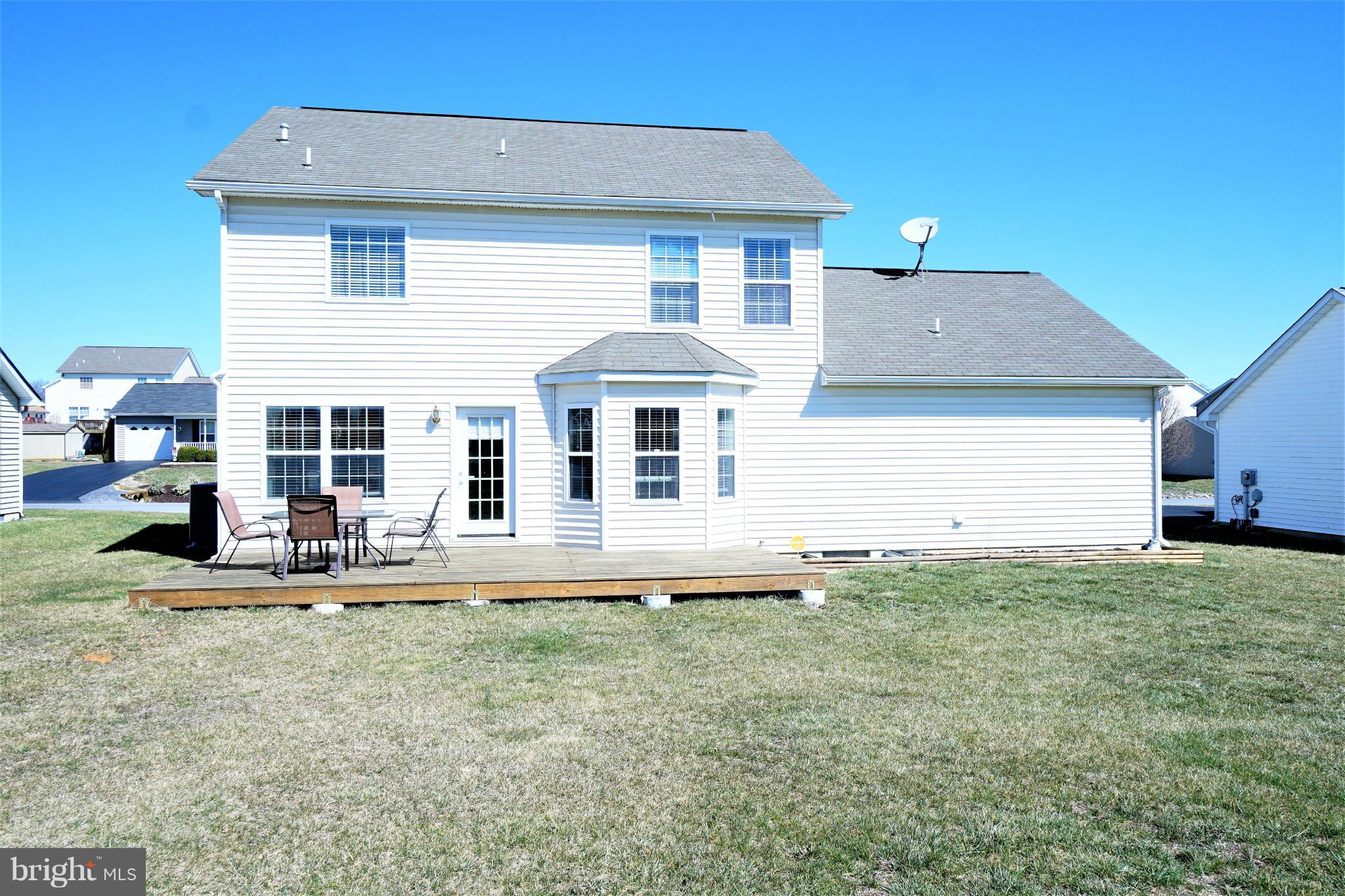 RIDGEFIELD - Residential