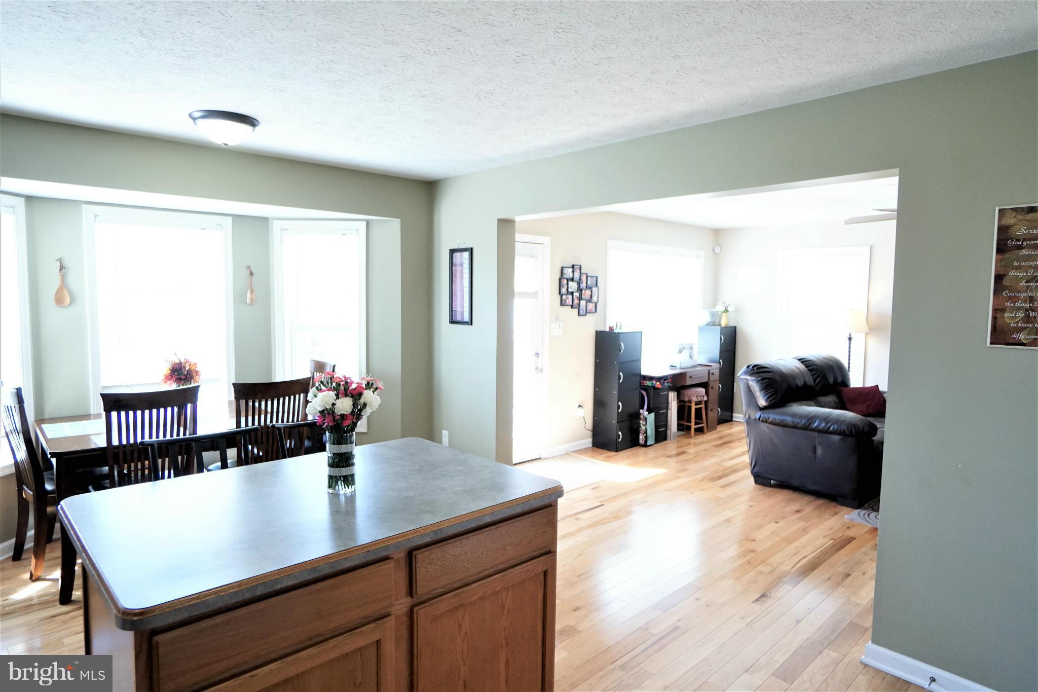 RIDGEFIELD - Residential