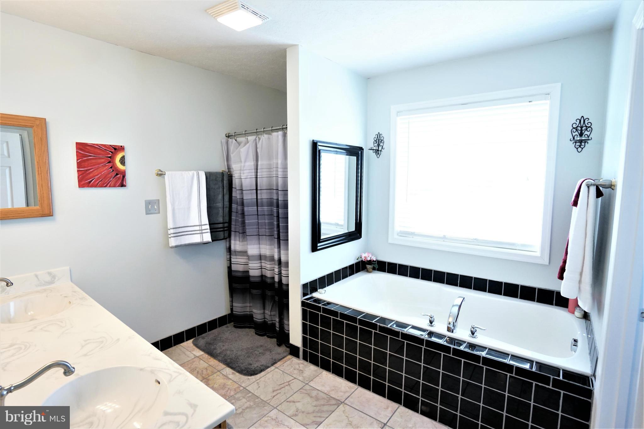 RIDGEFIELD - Residential