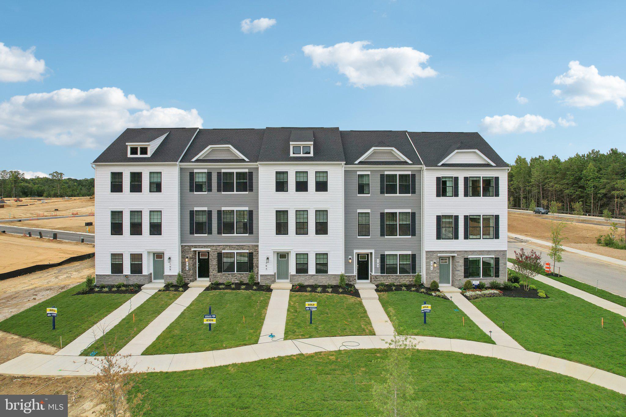 PINEGROVE - Residential