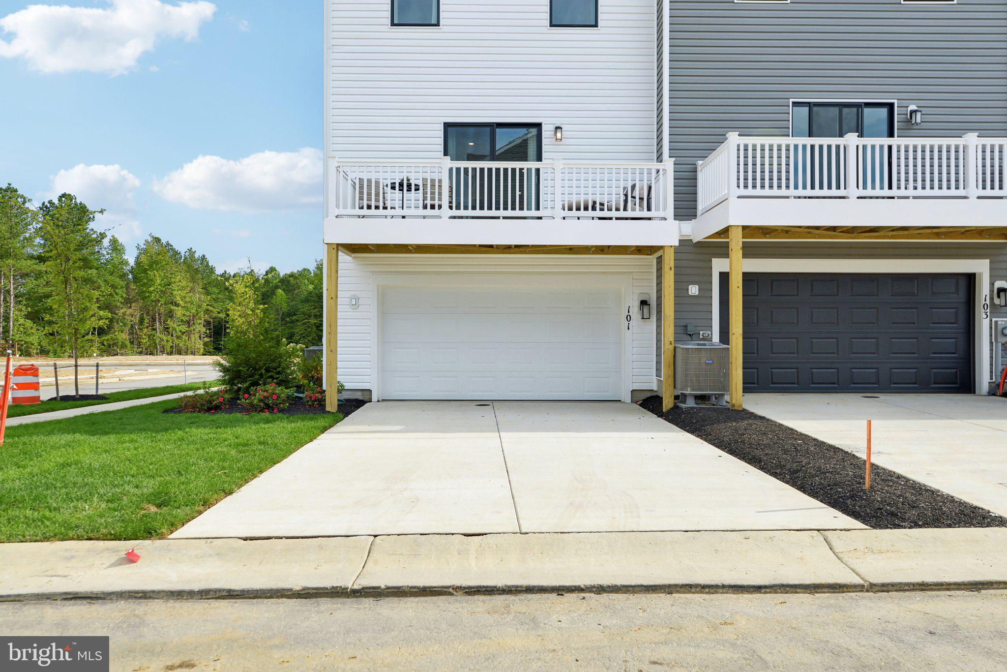 PINEGROVE - Residential