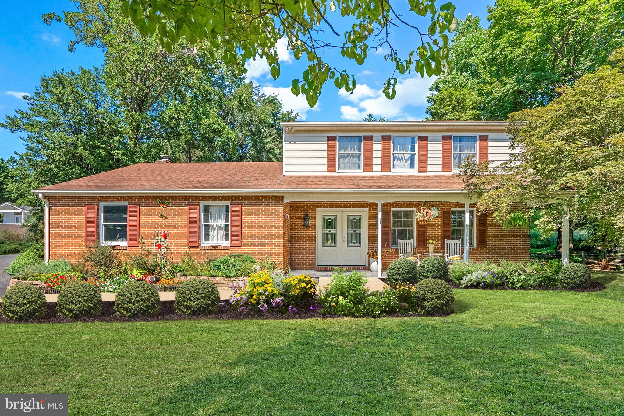 WHITE OAK ESTATES - Residential