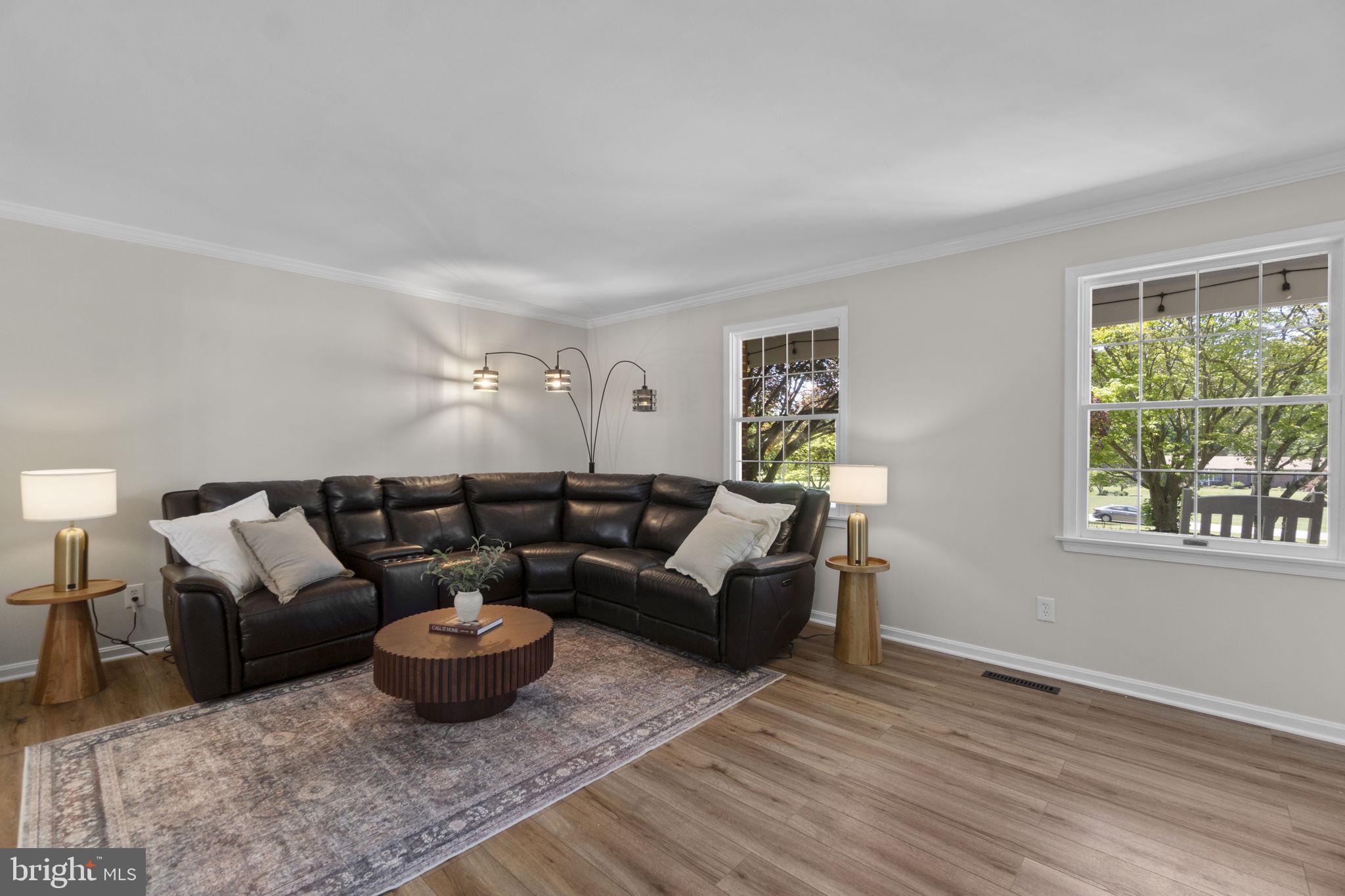 WHITE OAK ESTATES - Residential