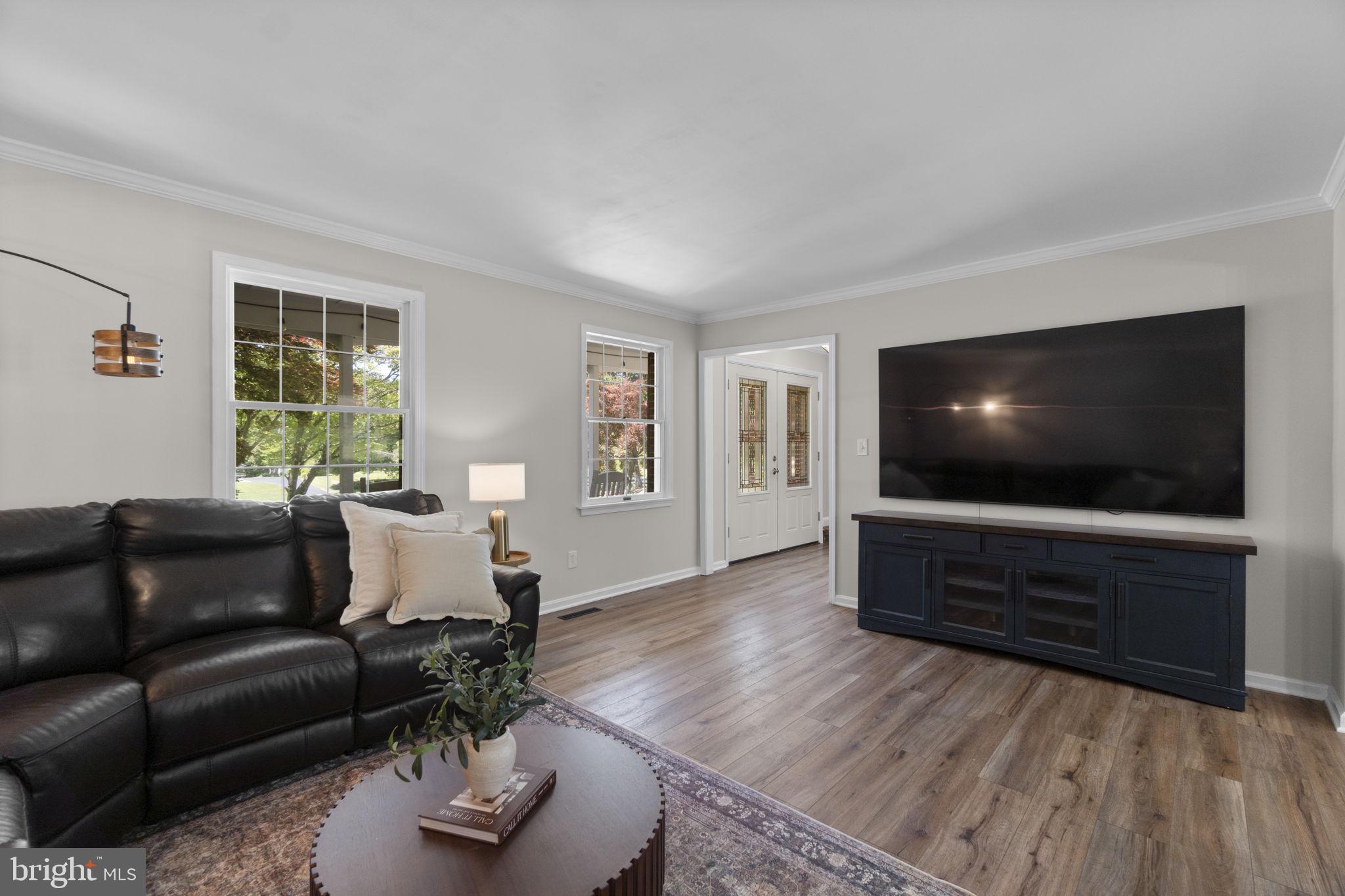 WHITE OAK ESTATES - Residential