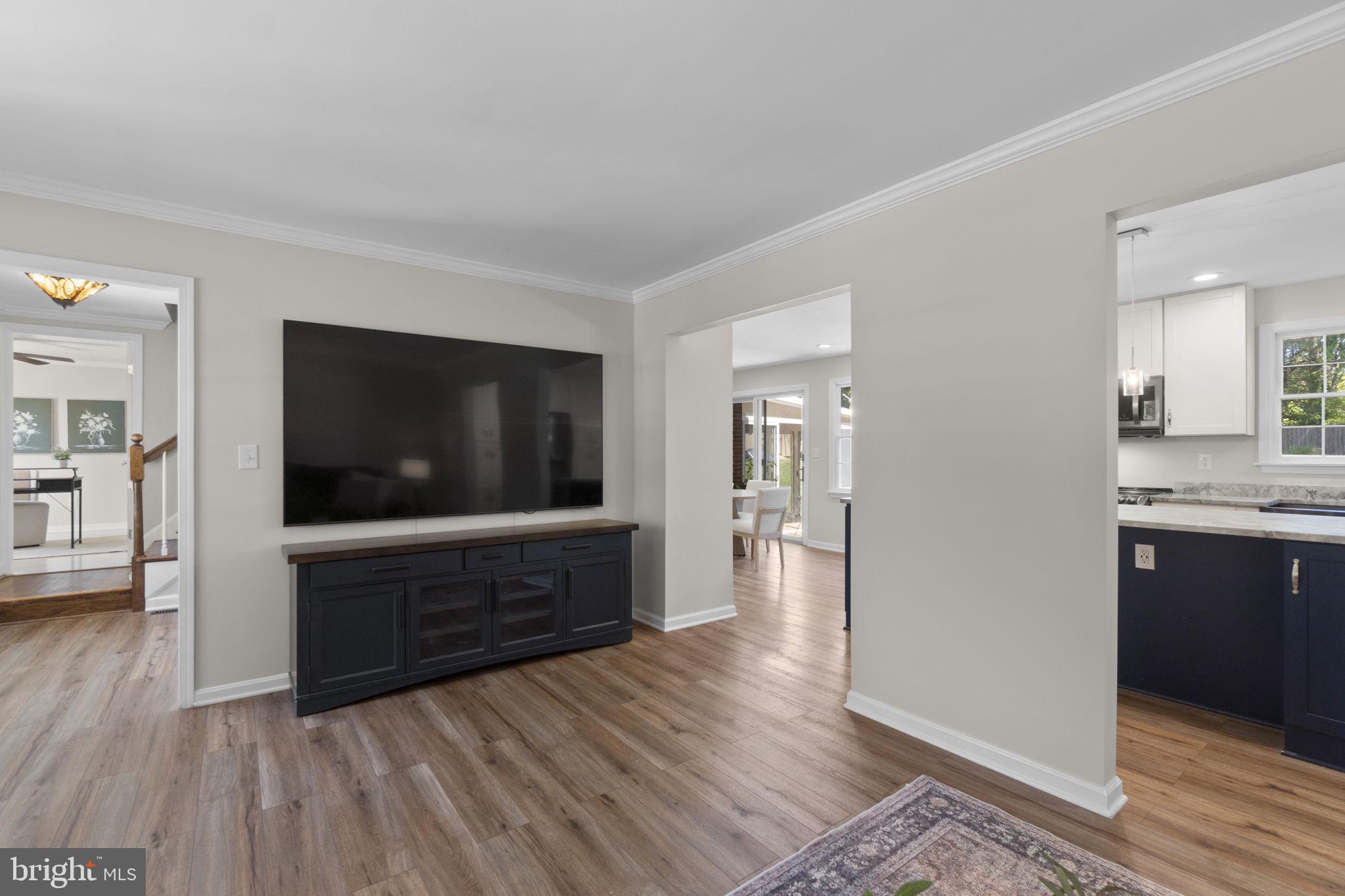 WHITE OAK ESTATES - Residential