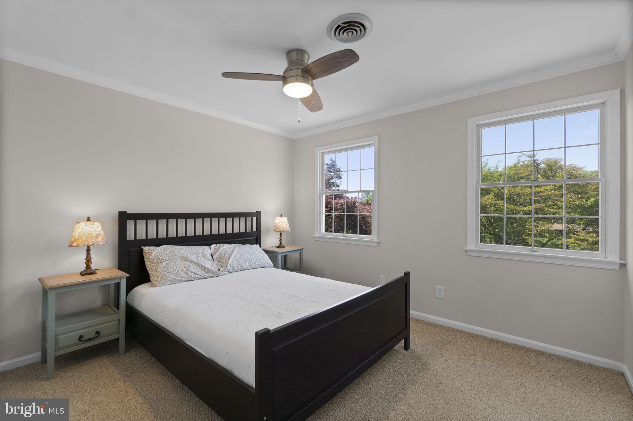 WHITE OAK ESTATES - Residential