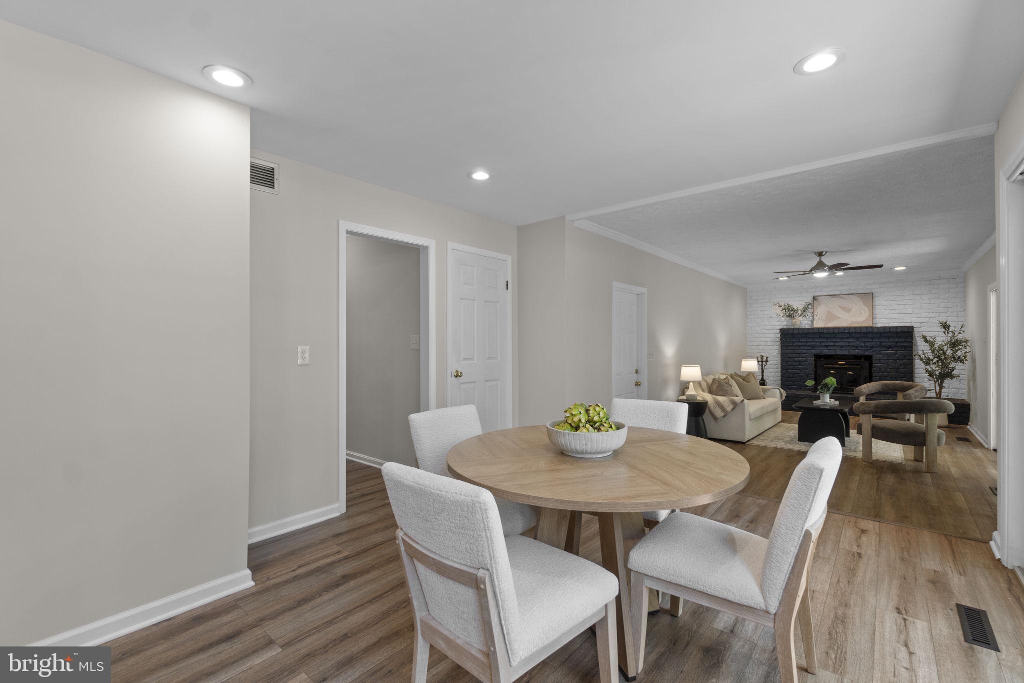 WHITE OAK ESTATES - Residential