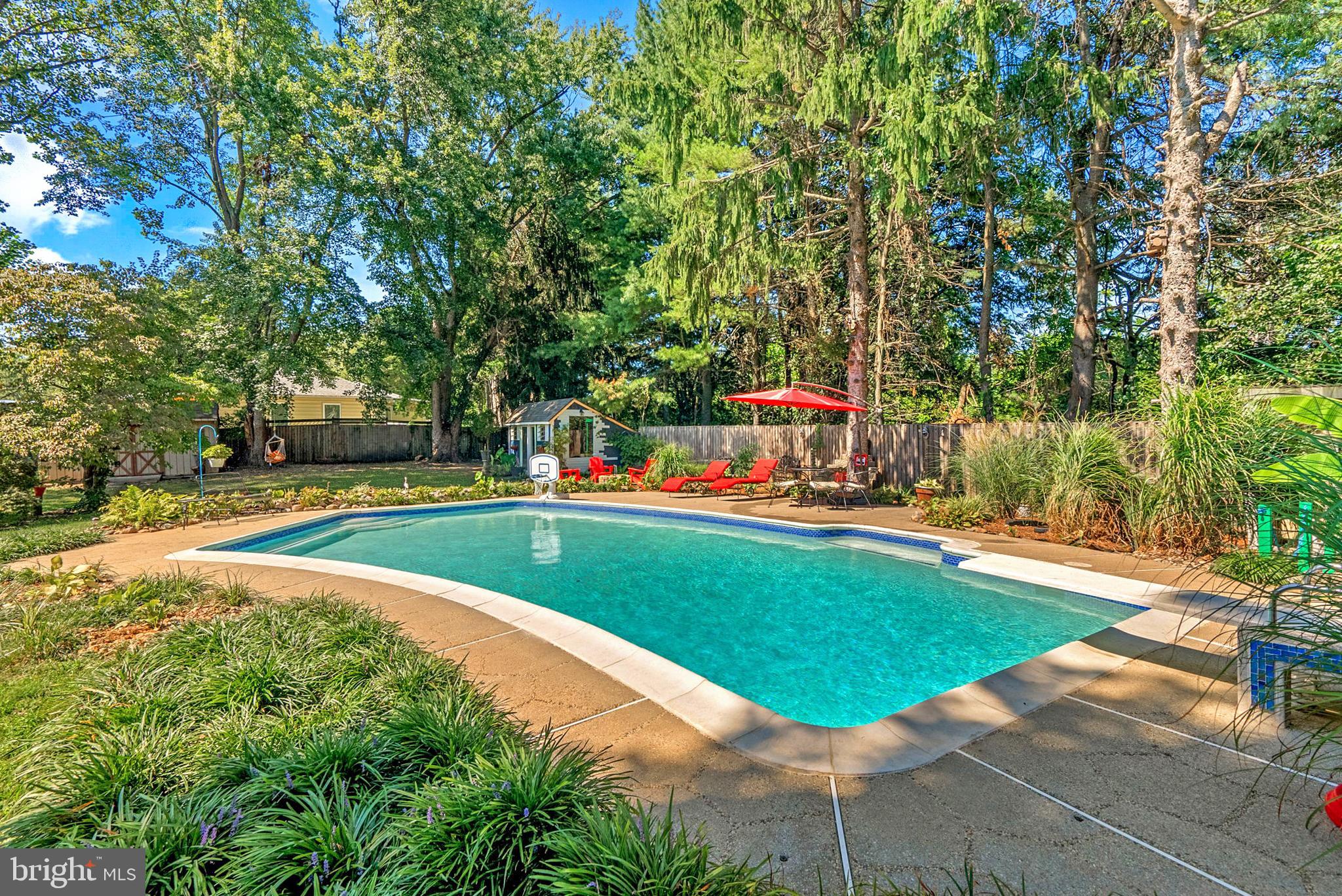 WHITE OAK ESTATES - Residential