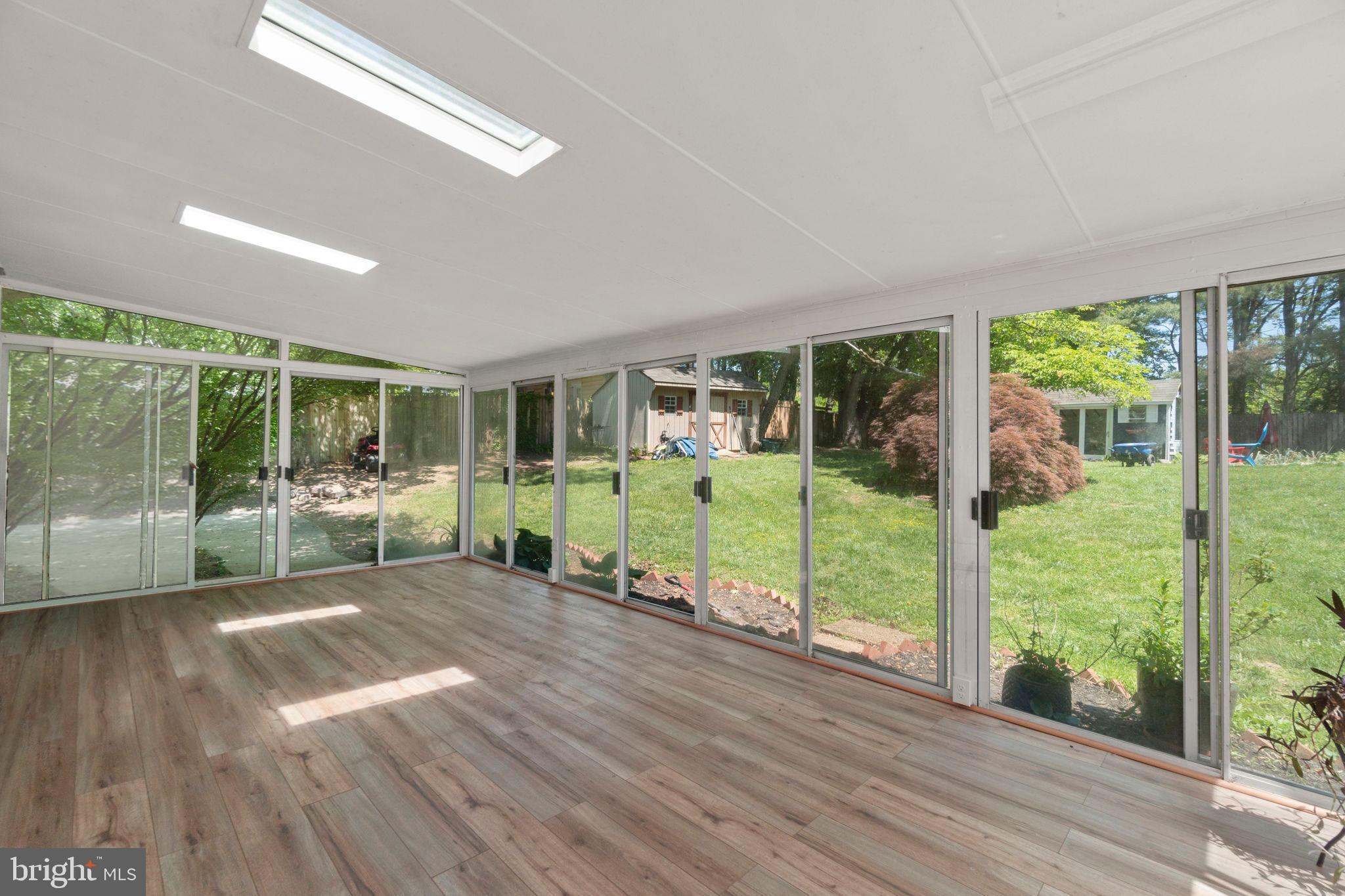 WHITE OAK ESTATES - Residential