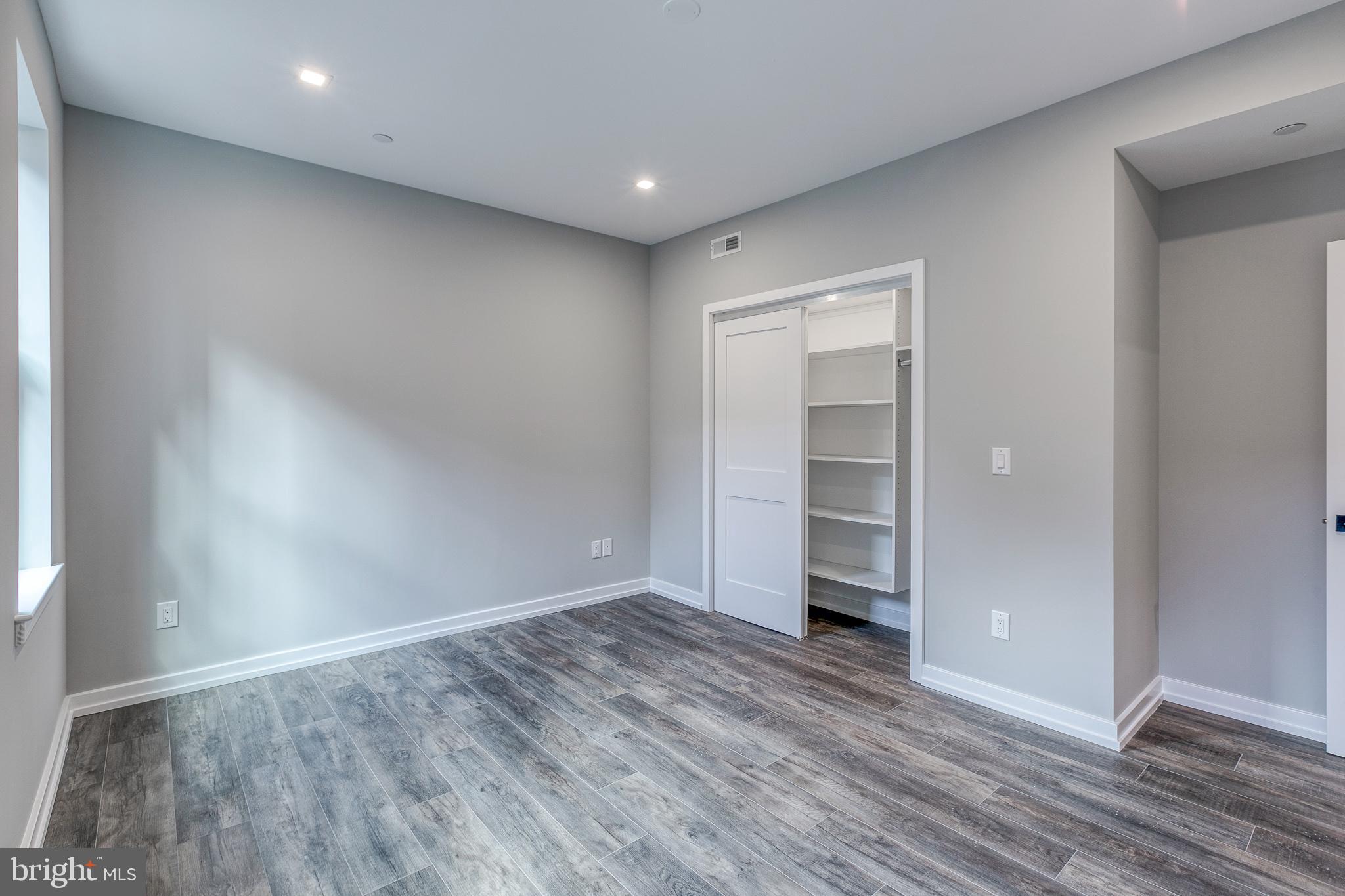 GRADUATE HOSPITAL - Residential Lease