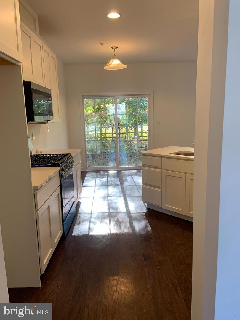 ENCLAVE AT BELL TAVERN - Residential Lease