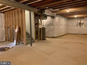 ENCLAVE AT BELL TAVERN - Residential Lease