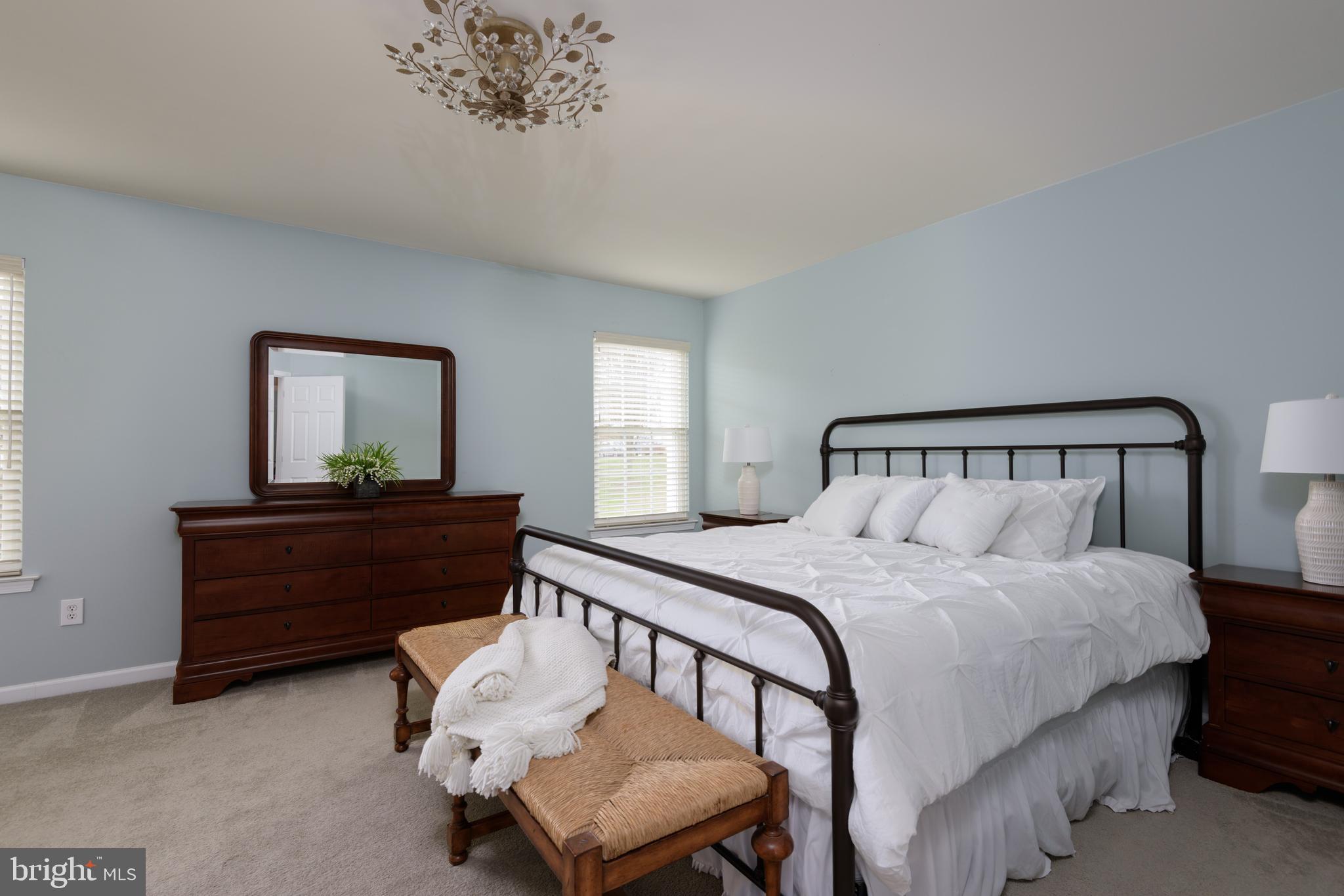 MEWS AT BAILEY STATION - Residential