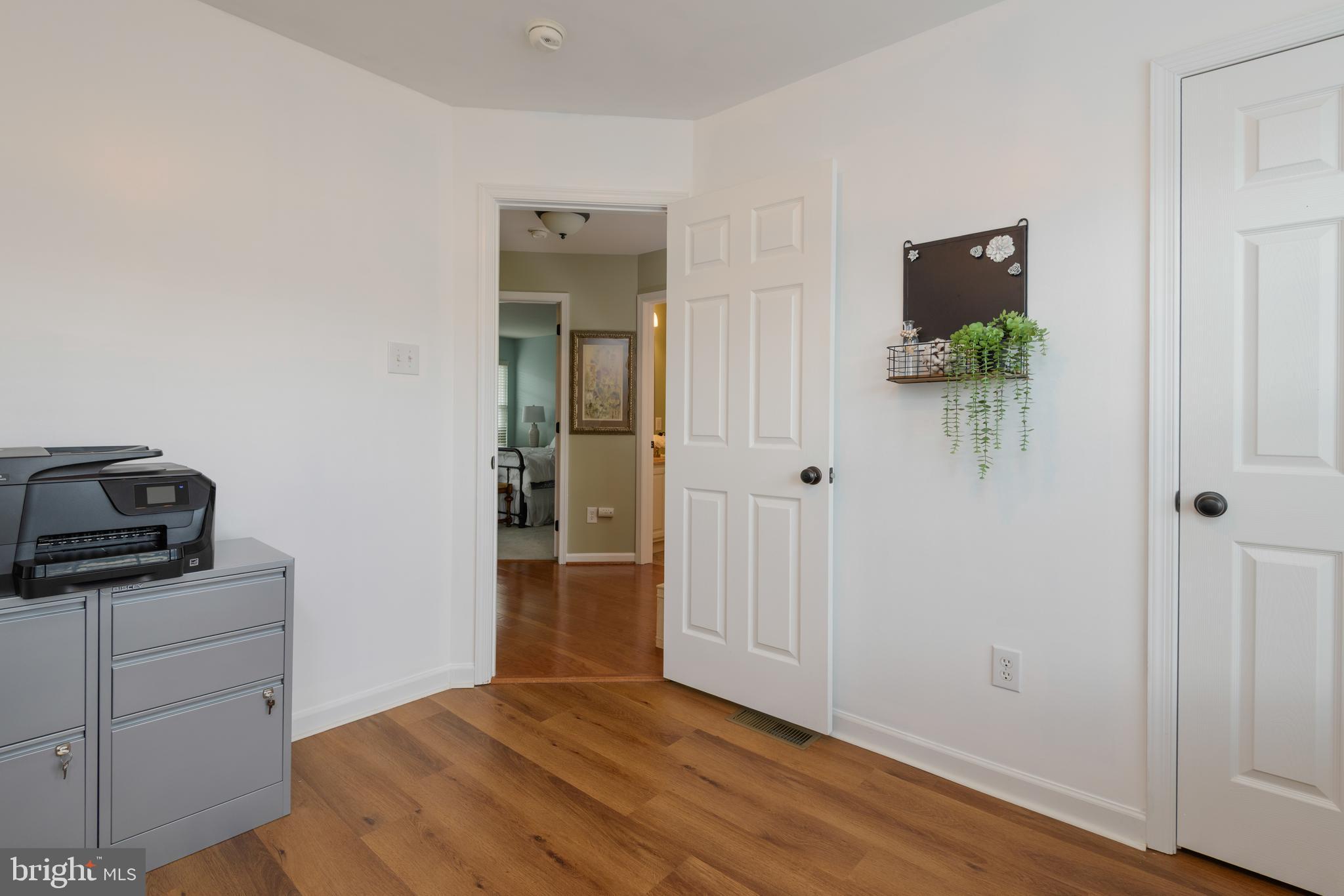 MEWS AT BAILEY STATION - Residential