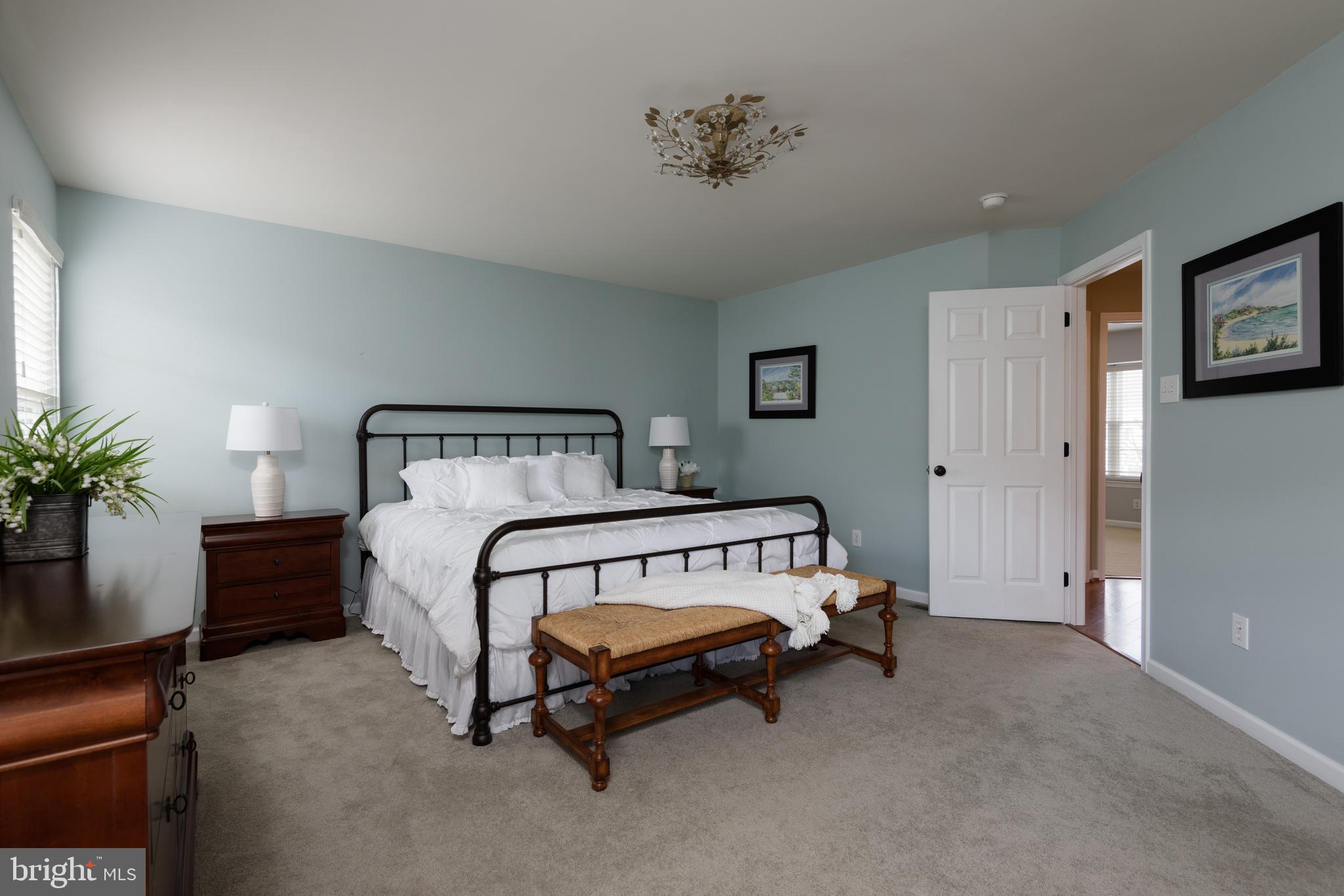 MEWS AT BAILEY STATION - Residential