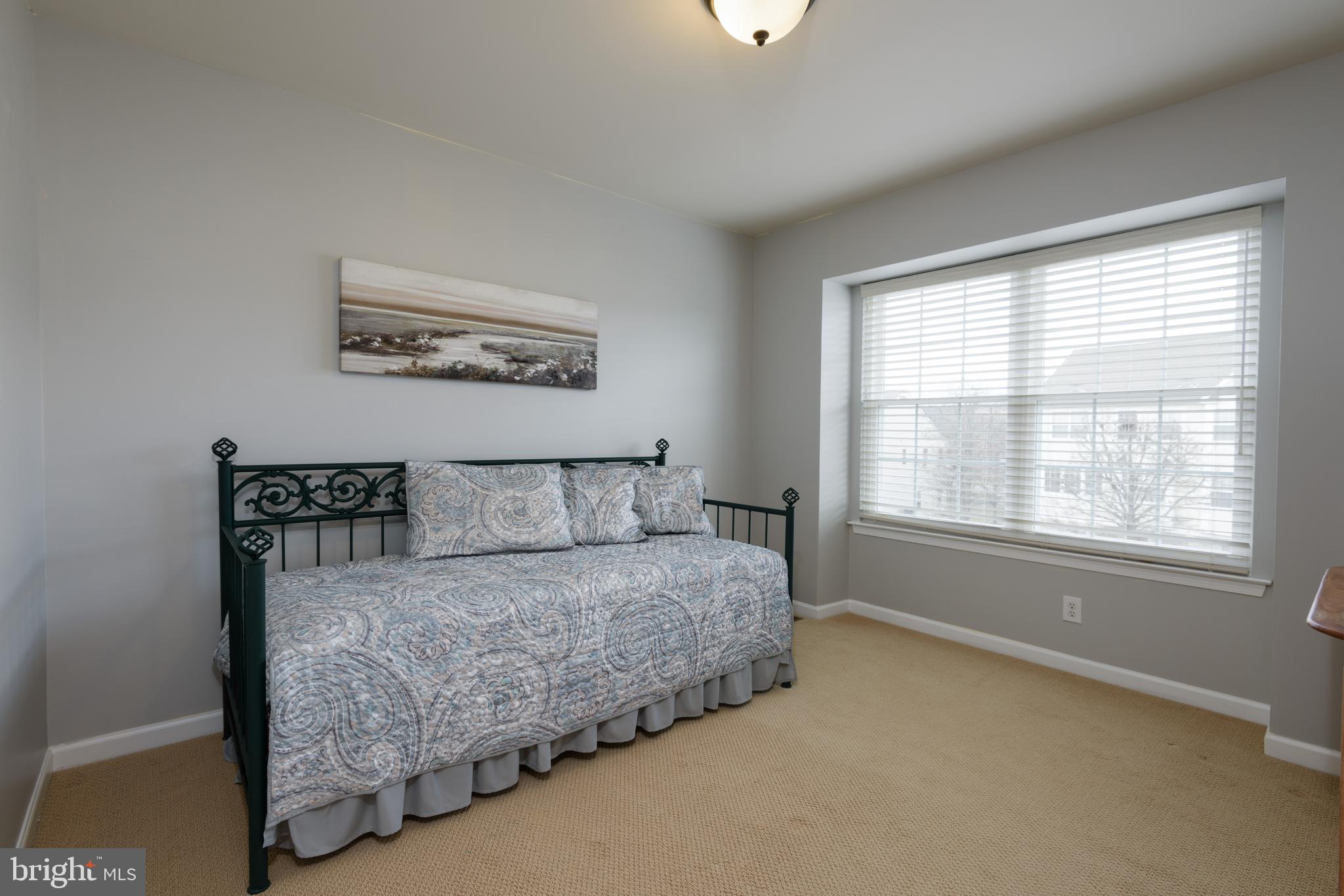 MEWS AT BAILEY STATION - Residential