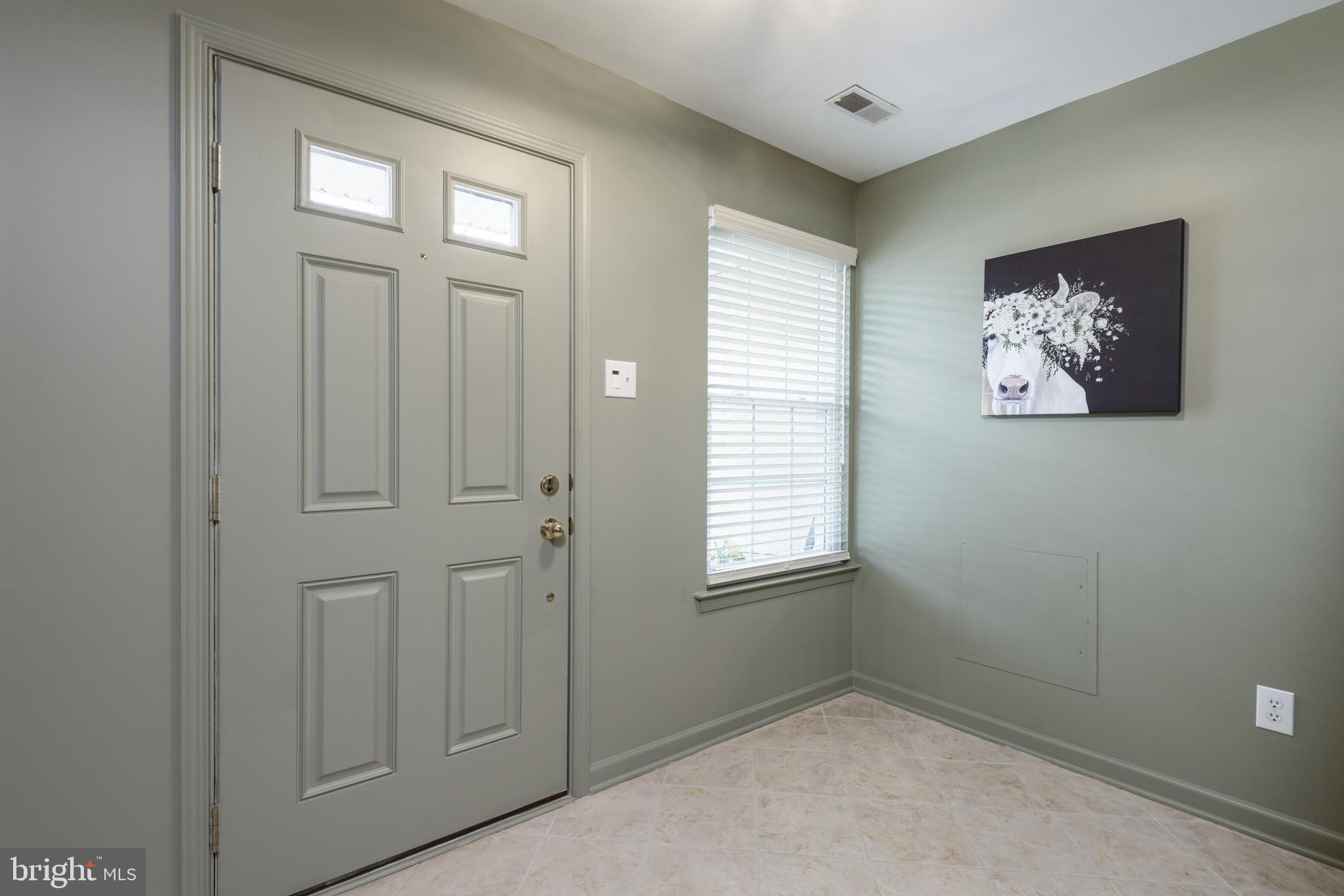 MEWS AT BAILEY STATION - Residential