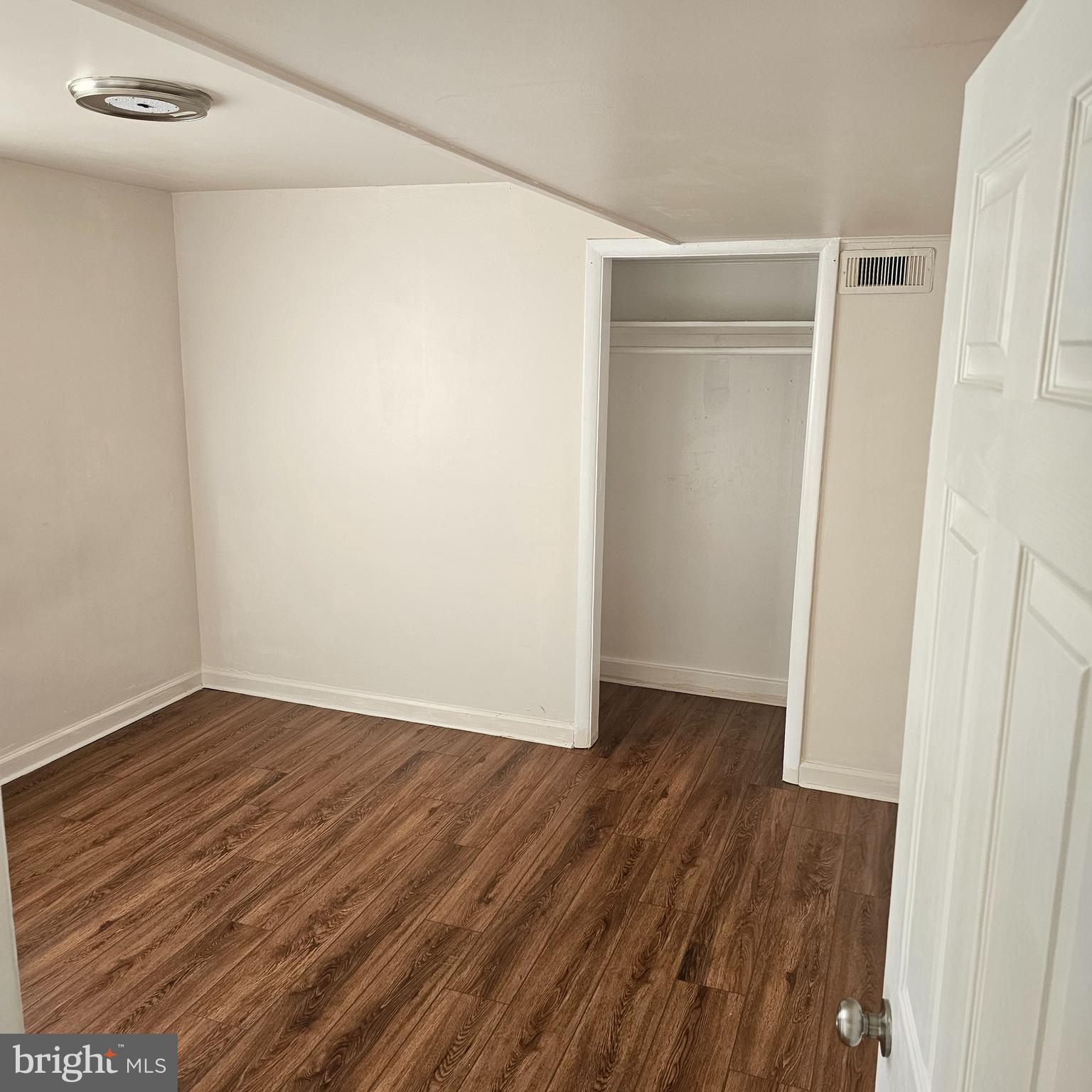 COLESVILLE PARK - Residential Lease