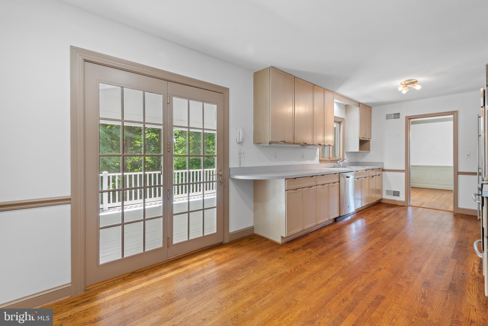 WINDSOR HILLS - Residential