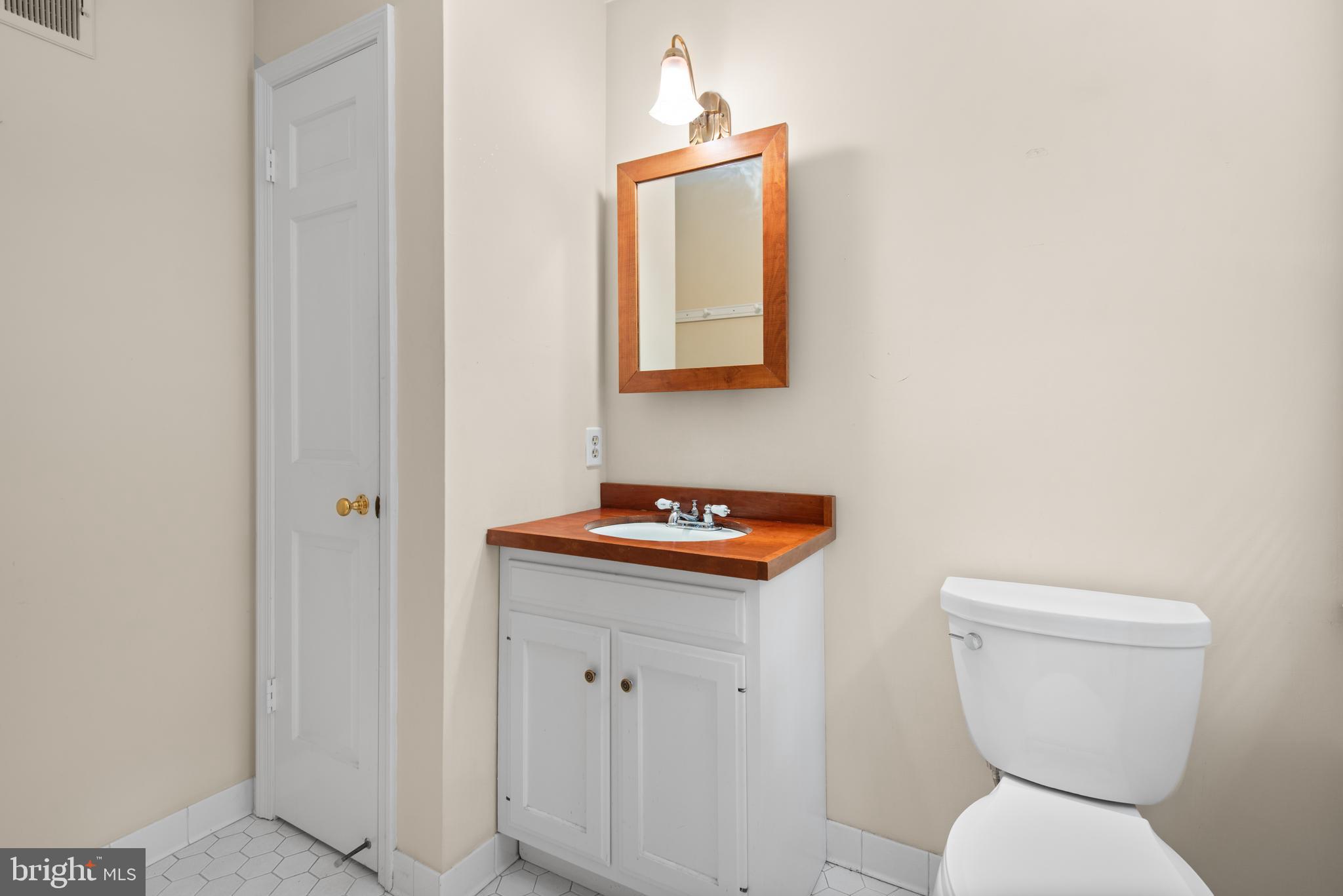 WINDSOR HILLS - Residential