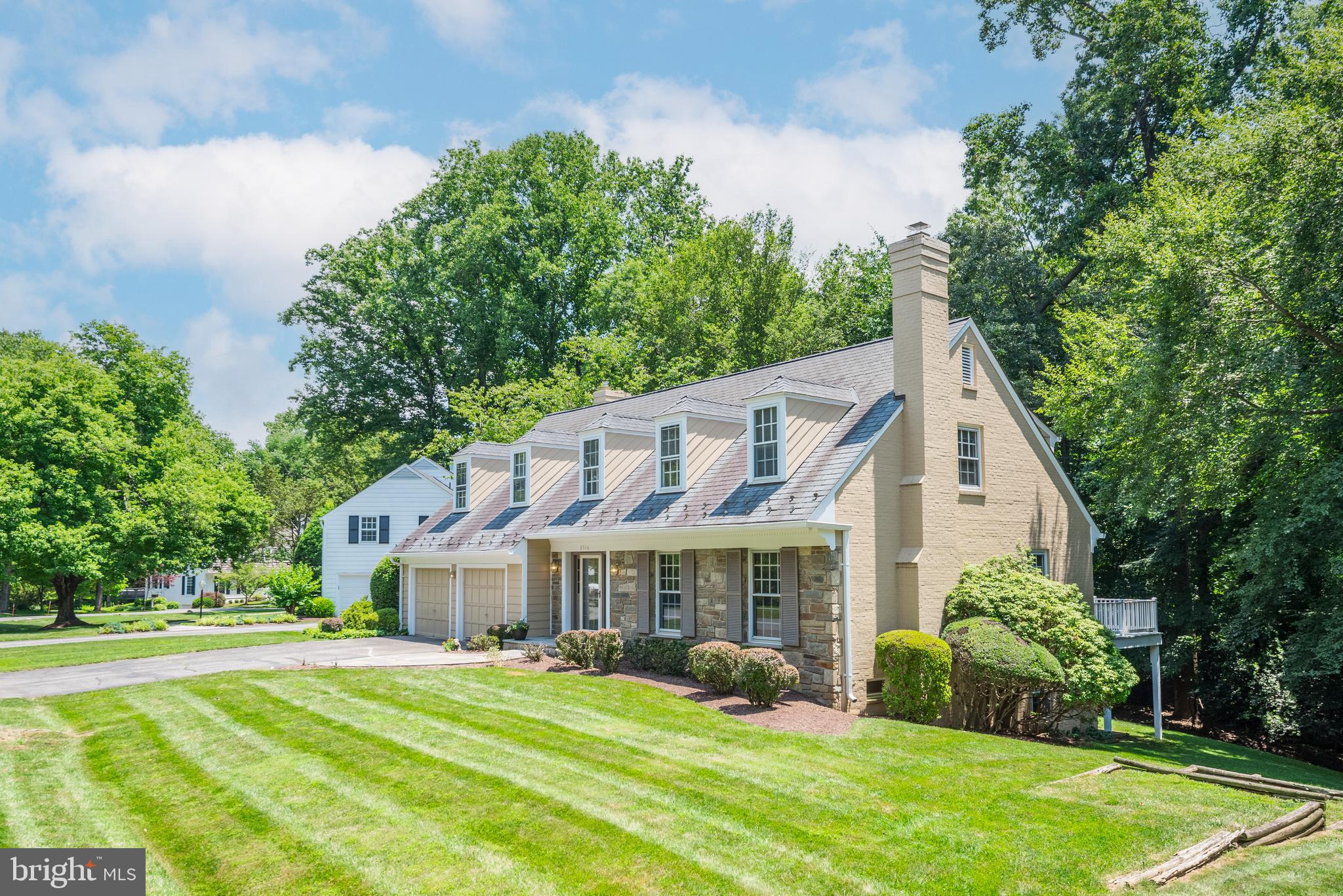 WINDSOR HILLS - Residential