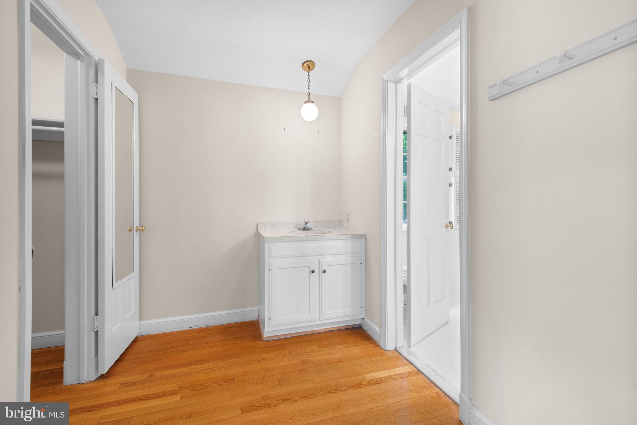 WINDSOR HILLS - Residential