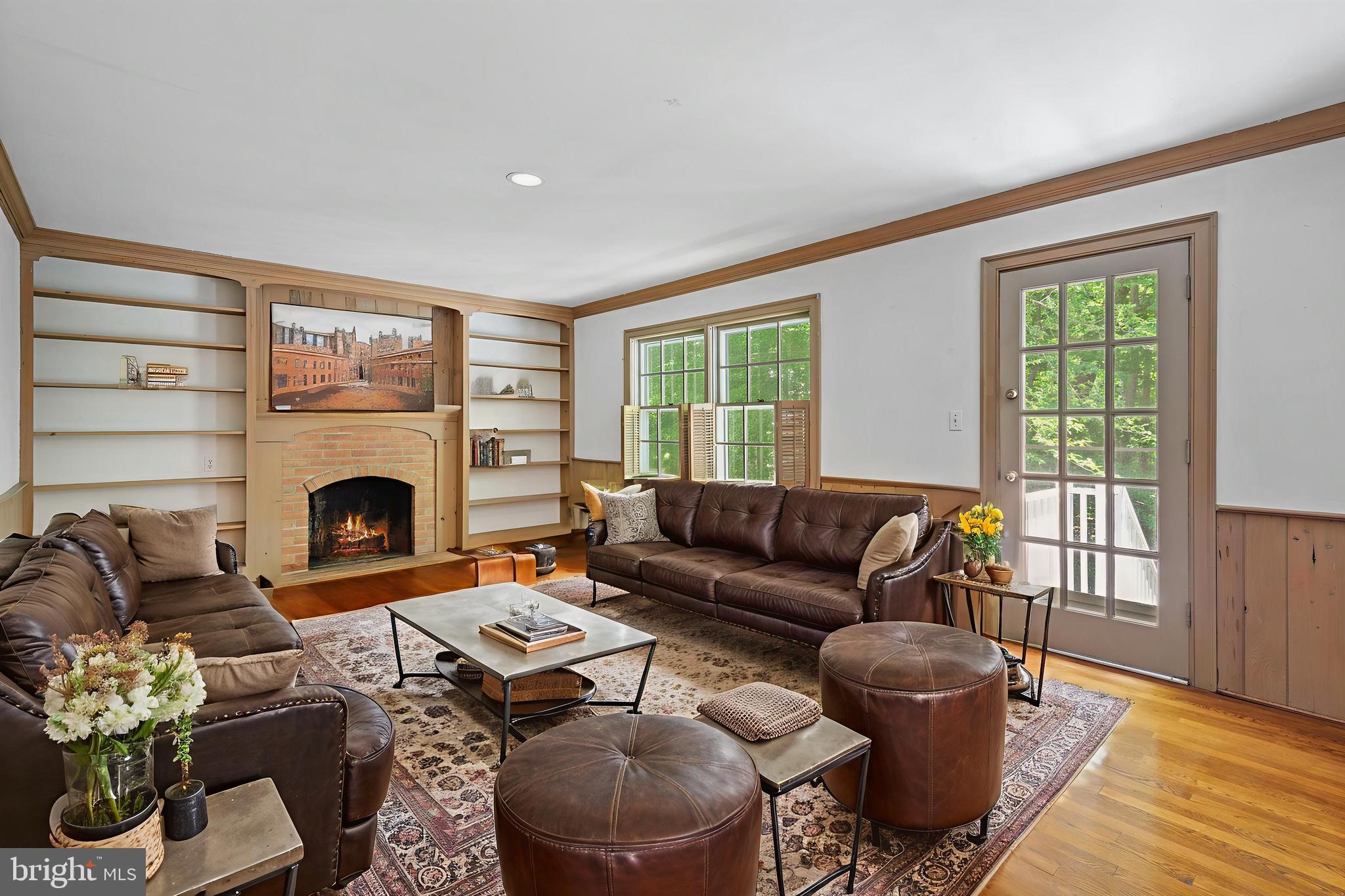 WINDSOR HILLS - Residential