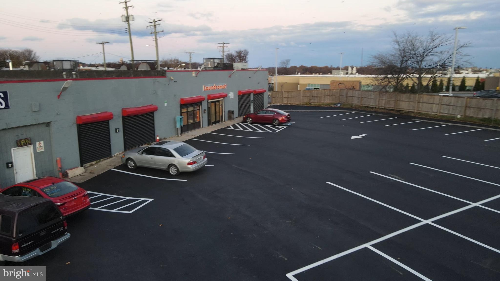 DARLEY PARK - Commercial Lease