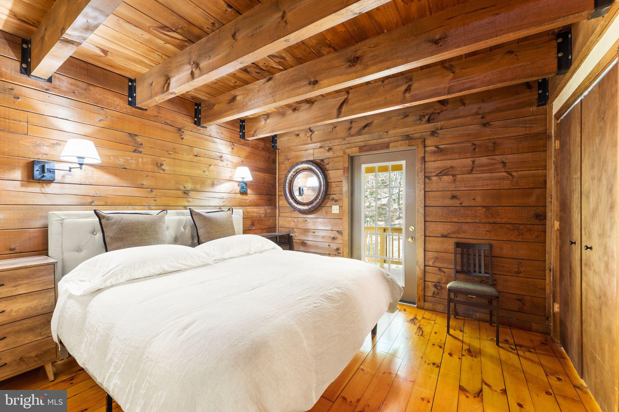 BULL RUN MOUNTAIN ESTATE - Residential Lease