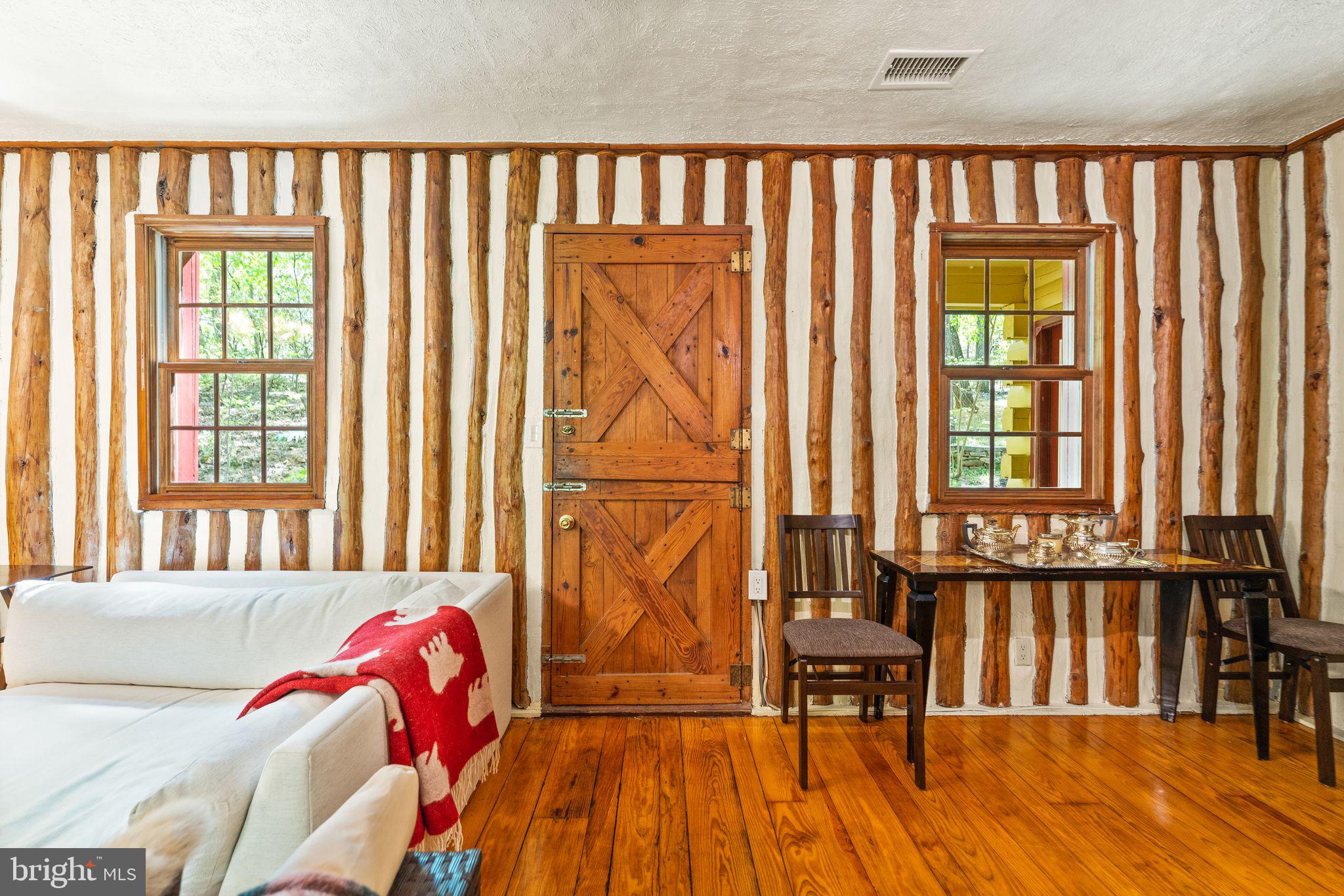 BULL RUN MOUNTAIN ESTATE - Residential Lease