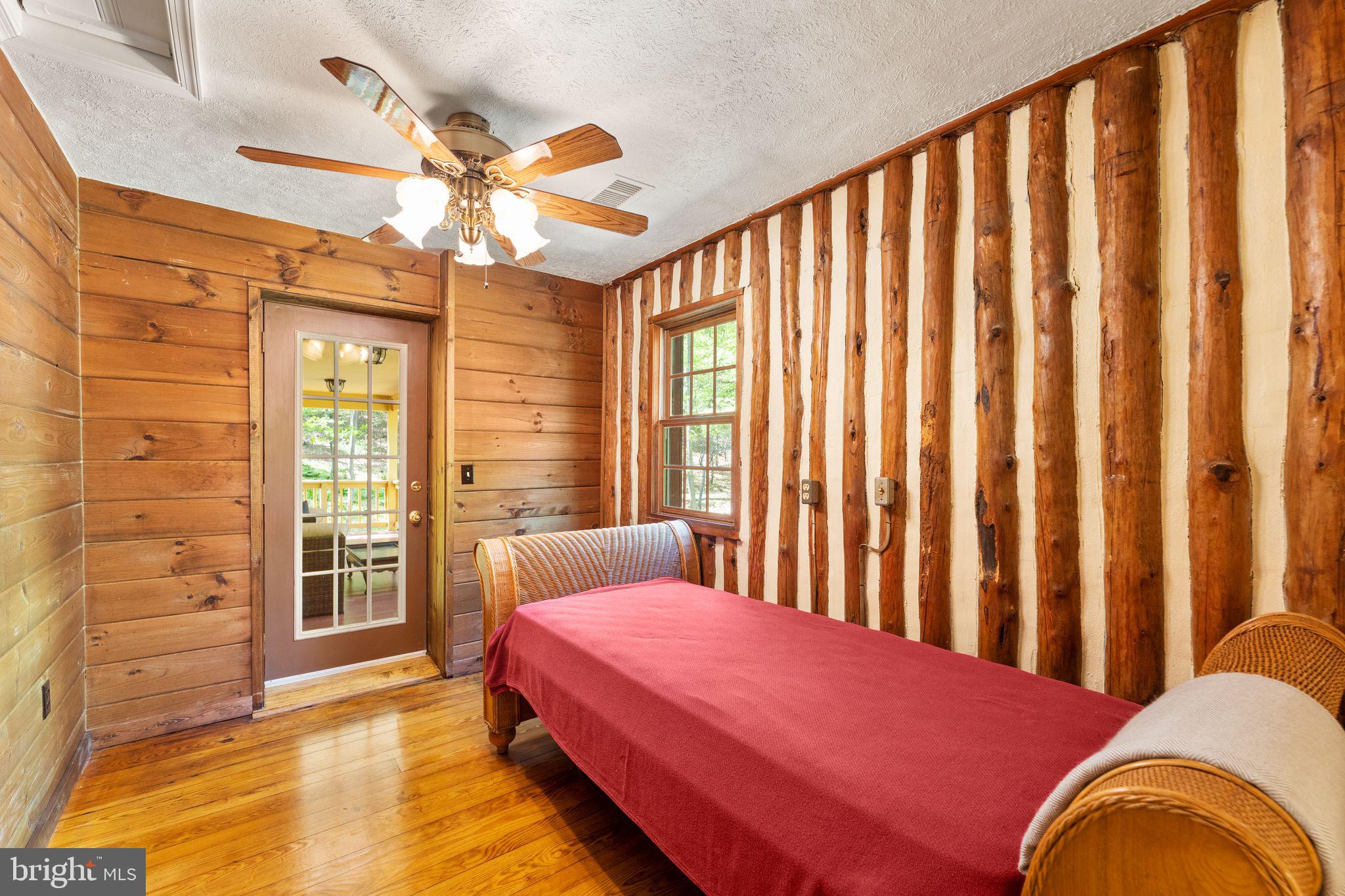 BULL RUN MOUNTAIN ESTATE - Residential Lease