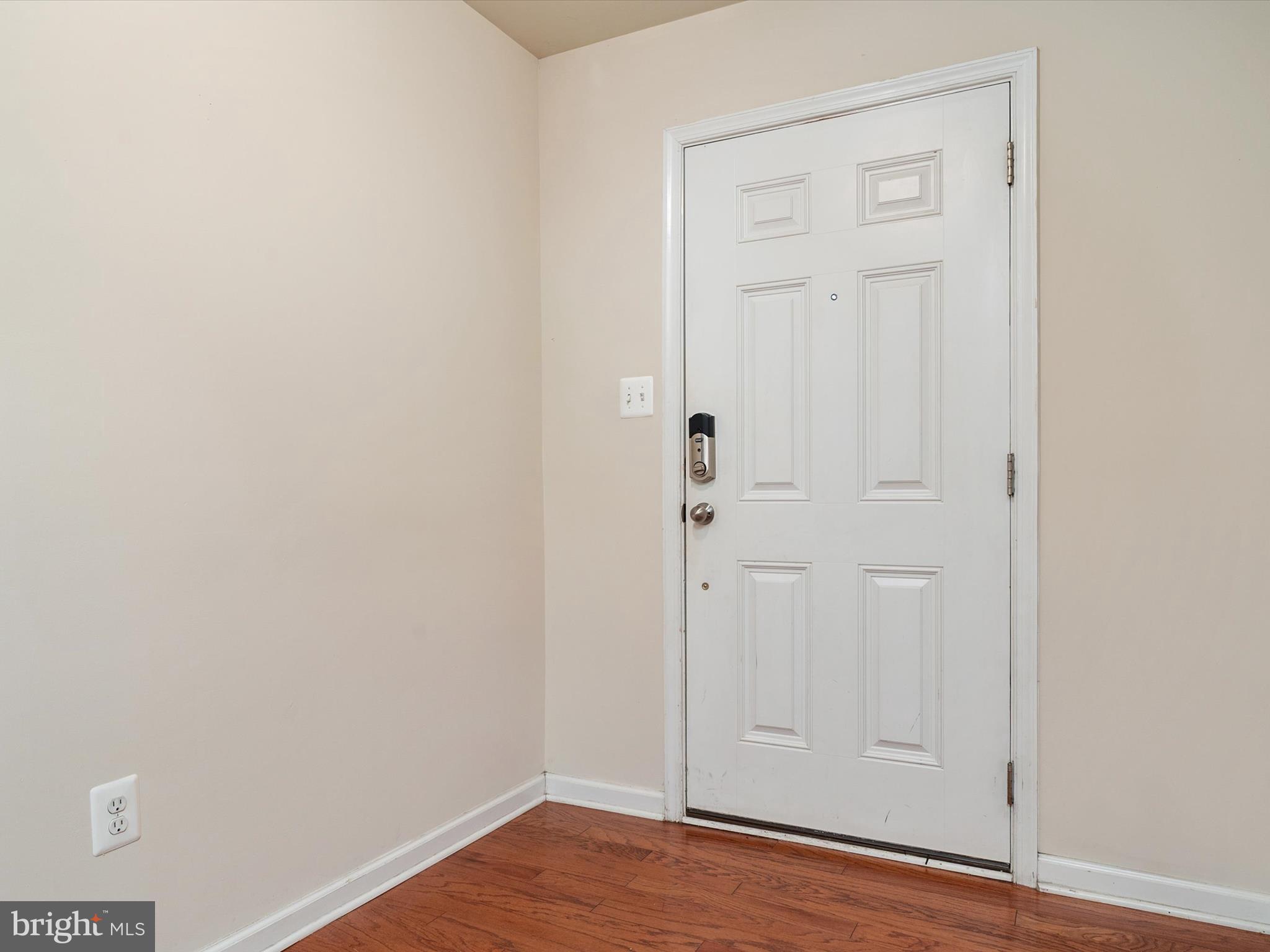 7013 DANNFIELD COURT