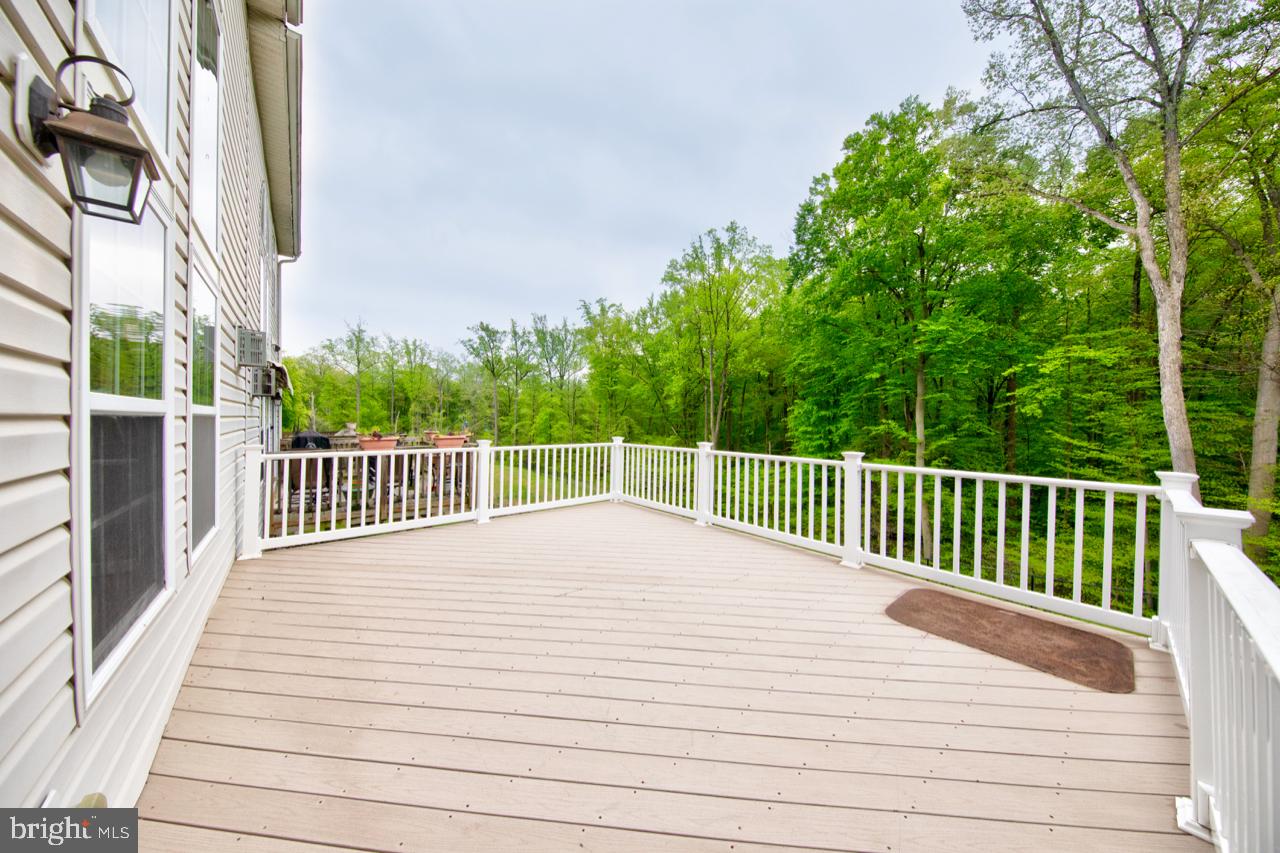 HOLLY WOODS - Residential