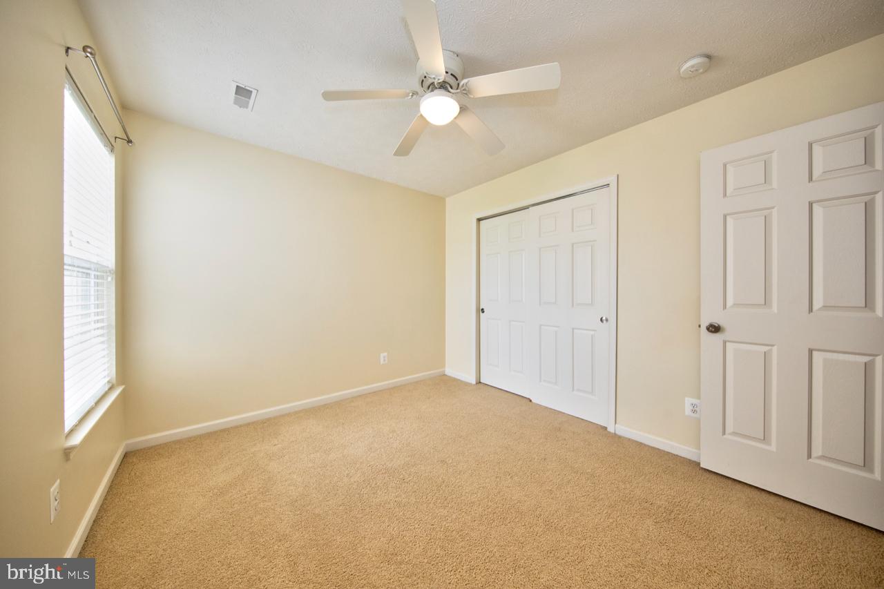 HOLLY WOODS - Residential