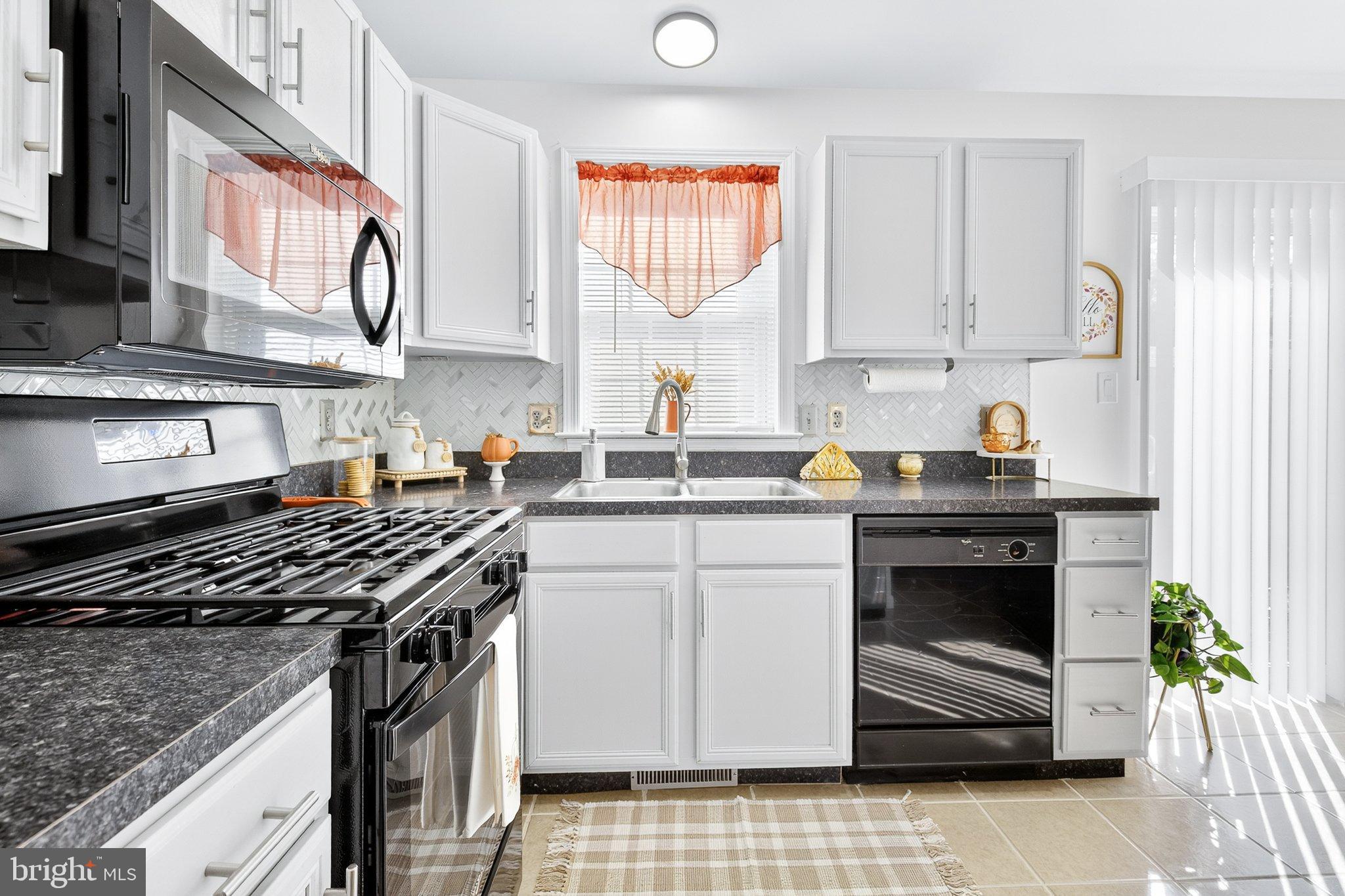 DEERFIELD NORTH - Residential