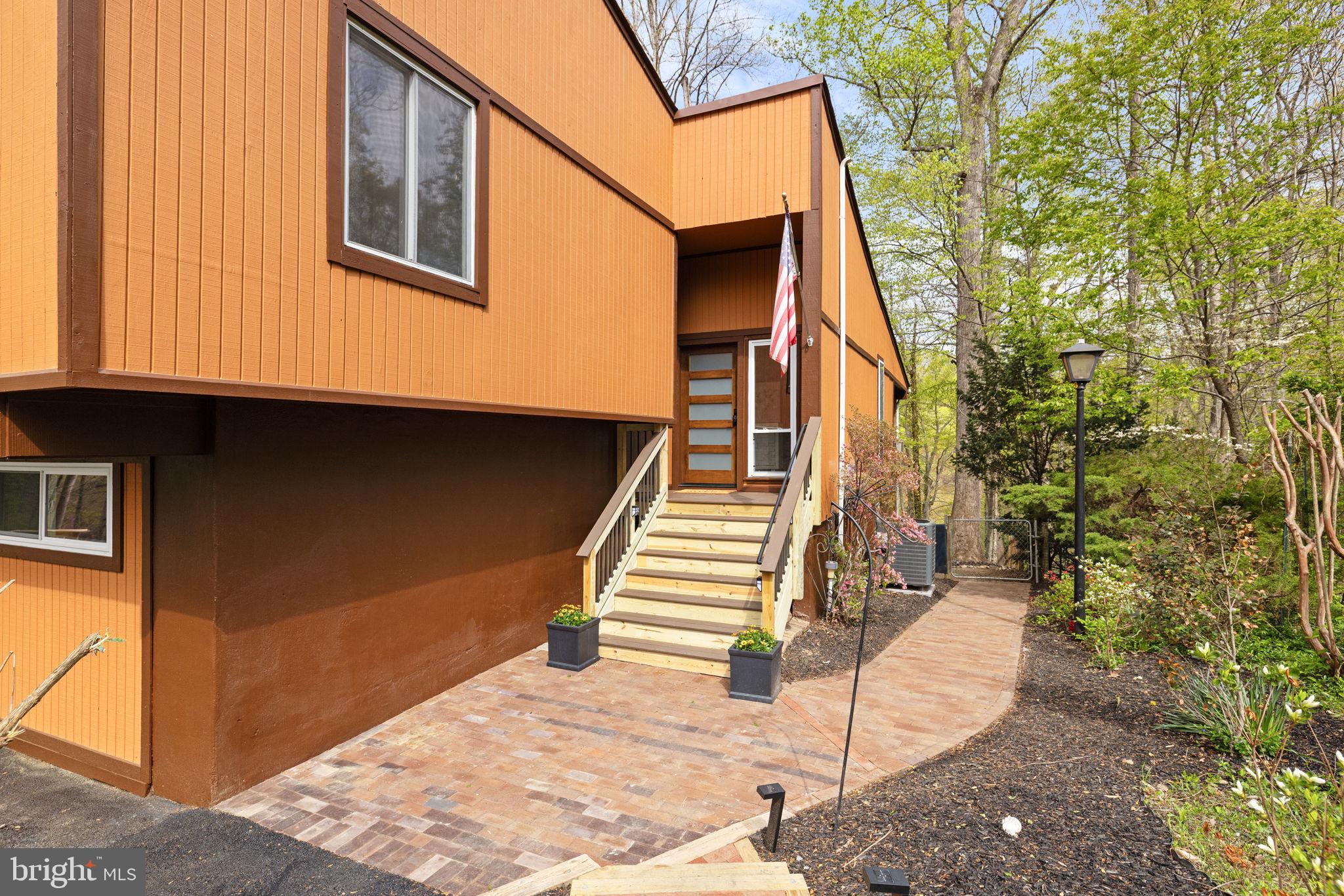 OCCOQUAN FOREST - Residential