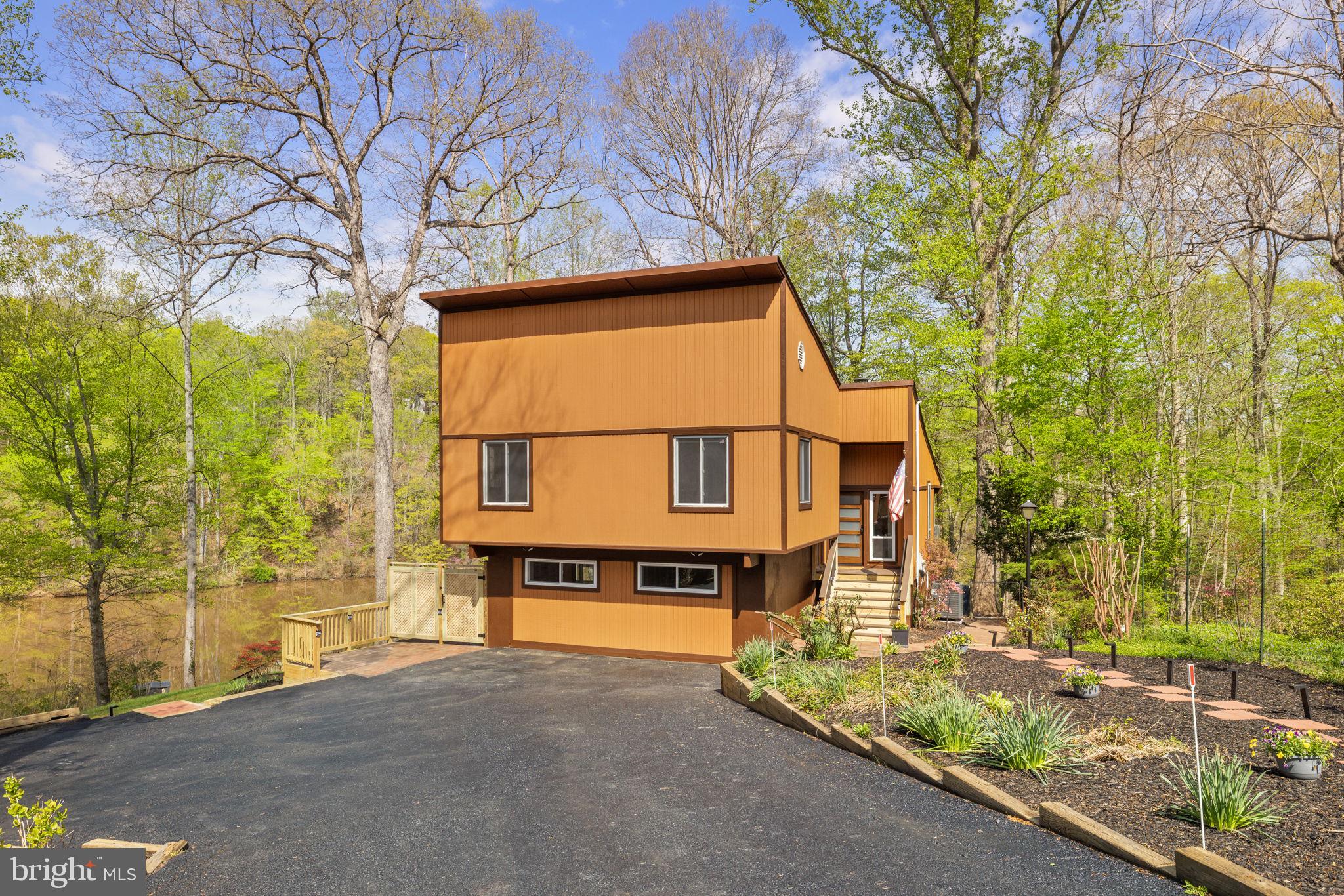 OCCOQUAN FOREST - Residential